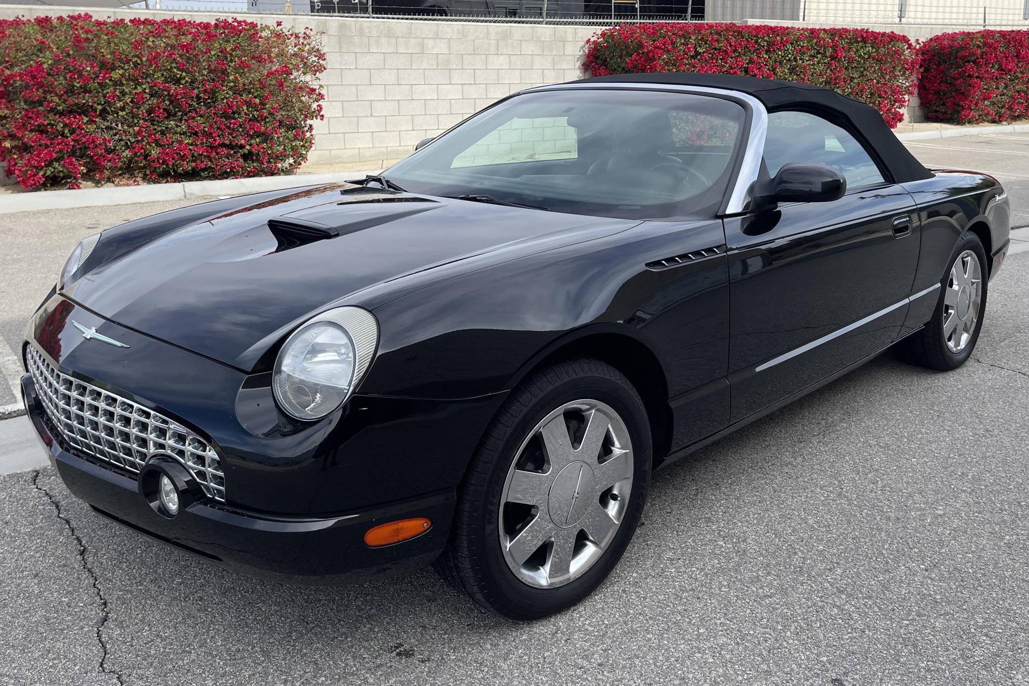 2002 Ford Thunderbird