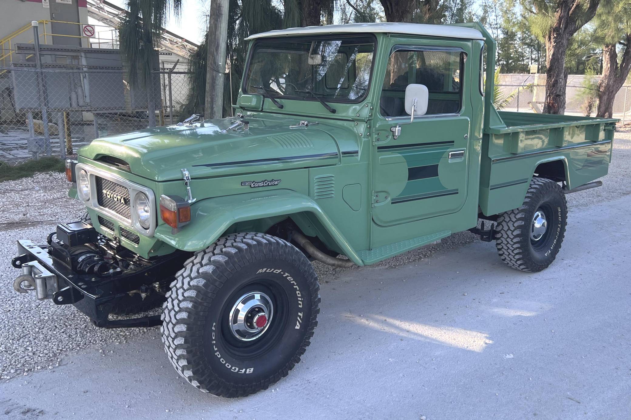 1984 Toyota Land Cruiser Pickup 4x4