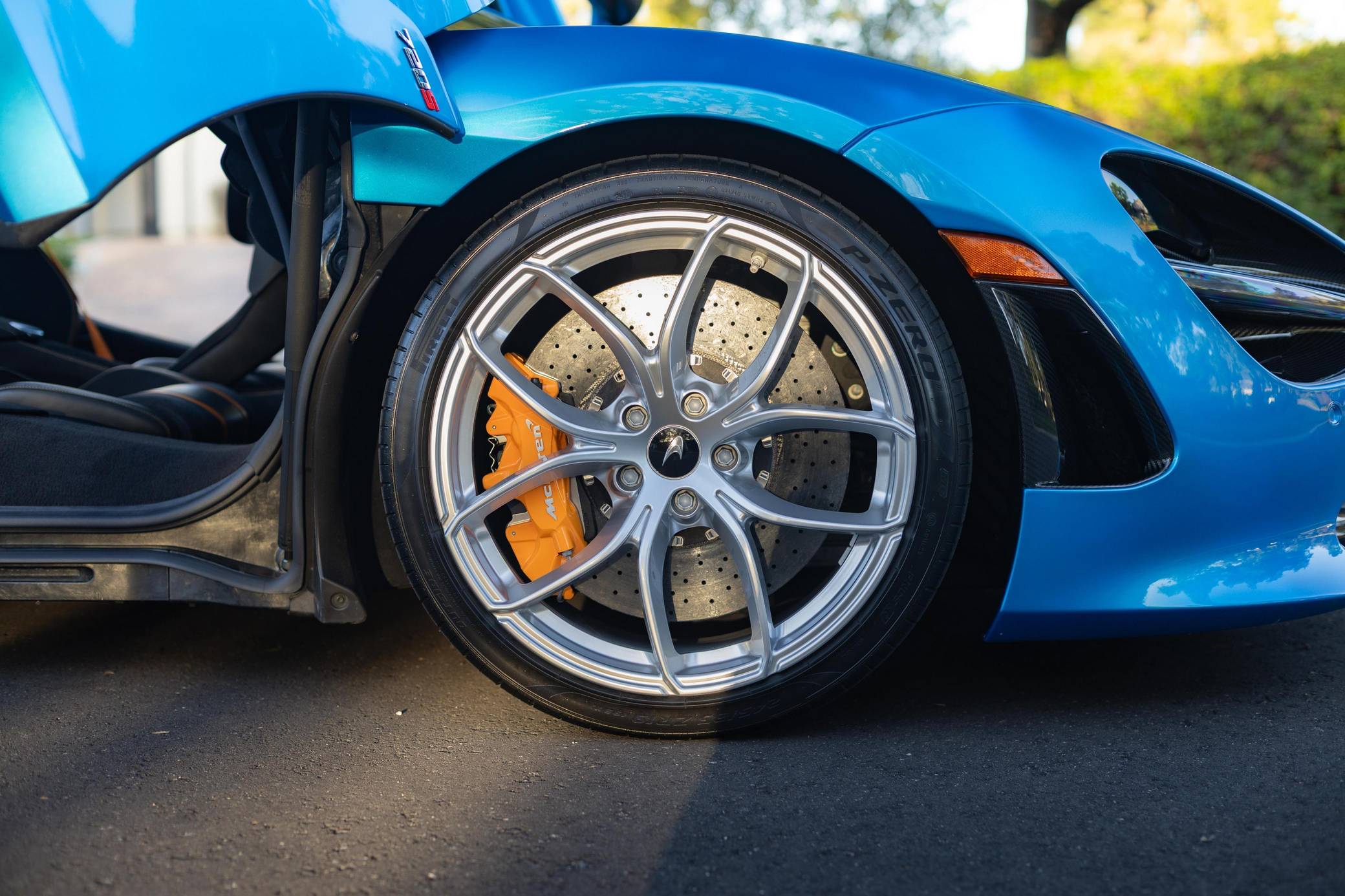 2020 McLaren 720S Spider Performance photo 51