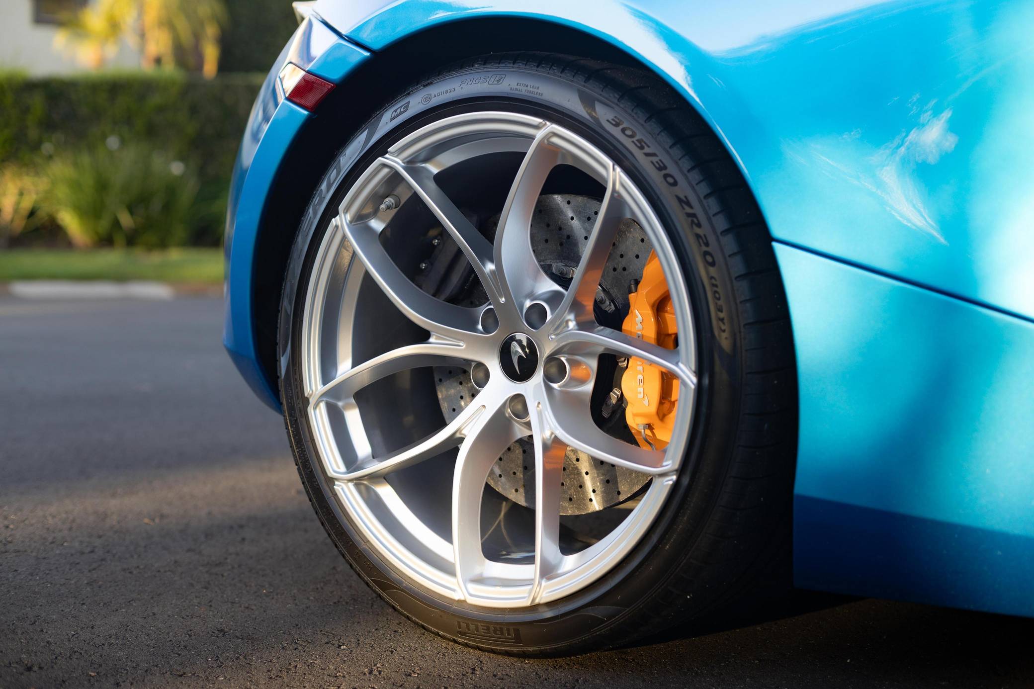 2020 McLaren 720S Spider Performance photo 49