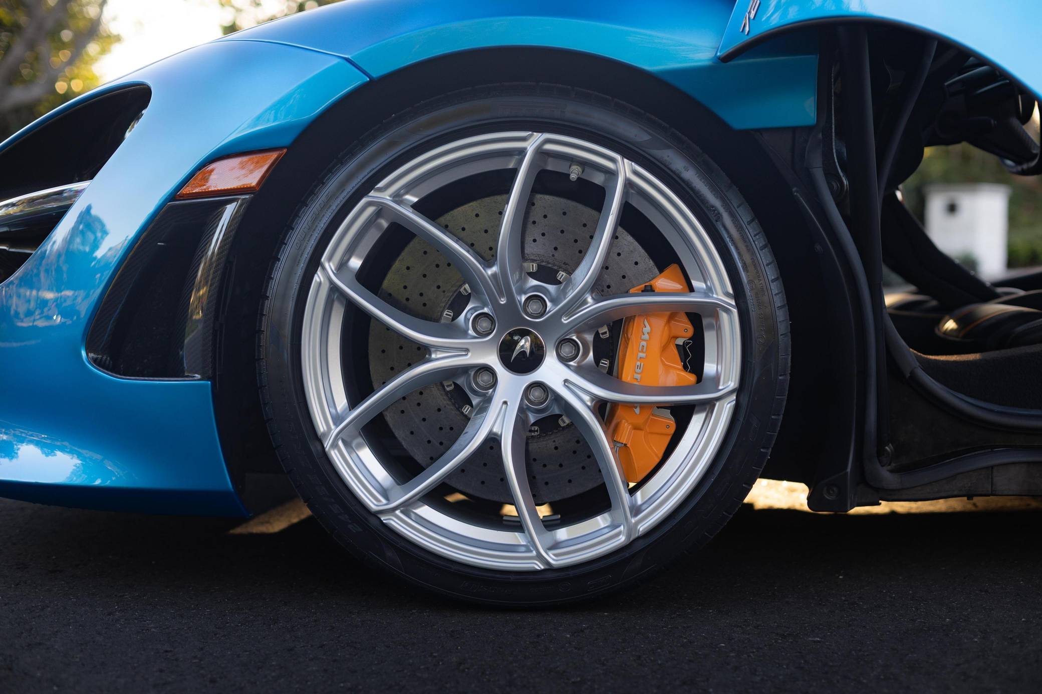 2020 McLaren 720S Spider Performance photo 42