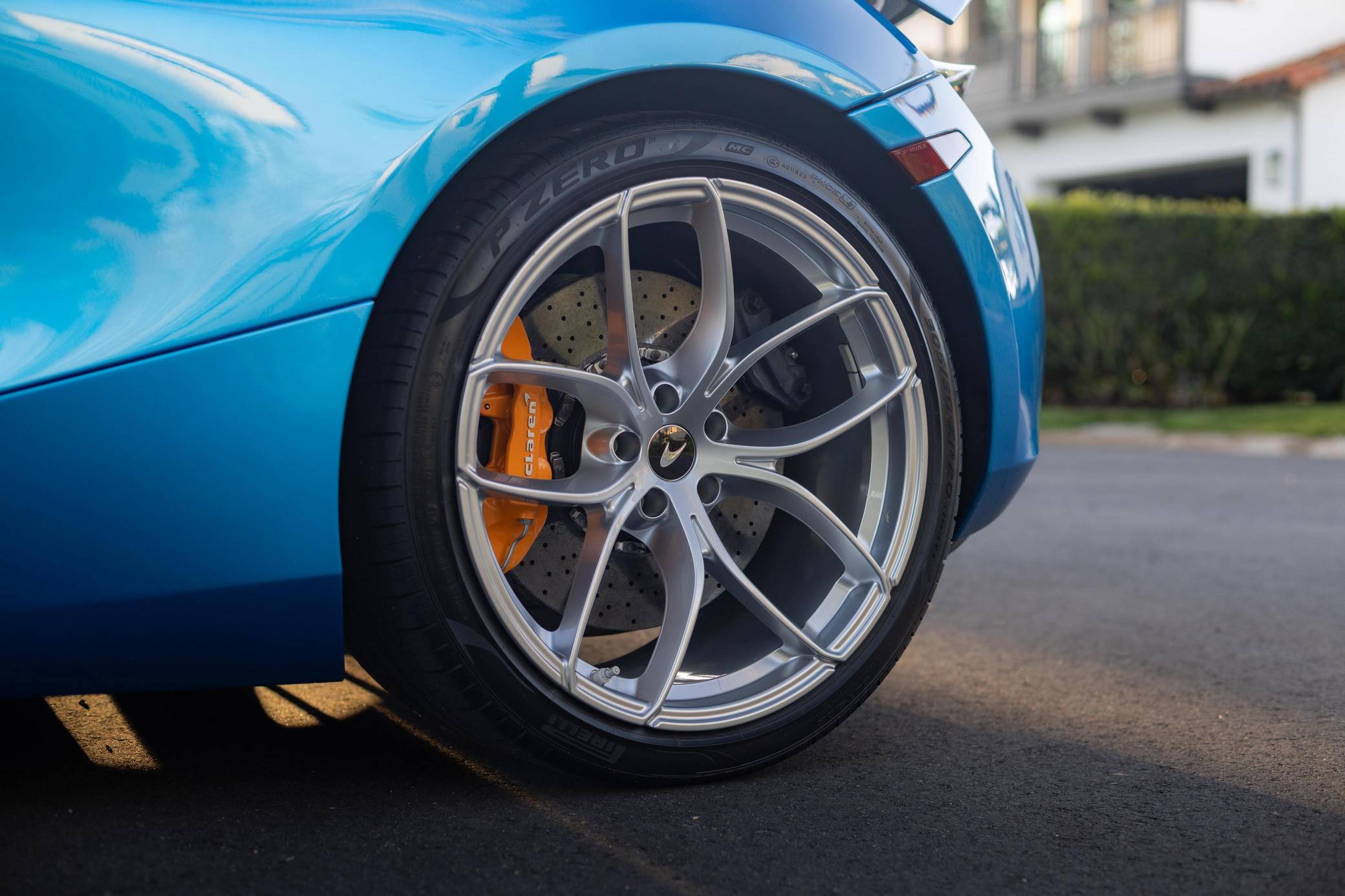 2020 McLaren 720S Spider Performance photo 44