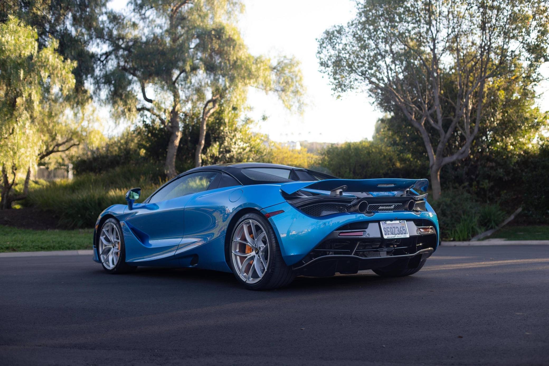 2020 McLaren 720S Spider Performance photo 12