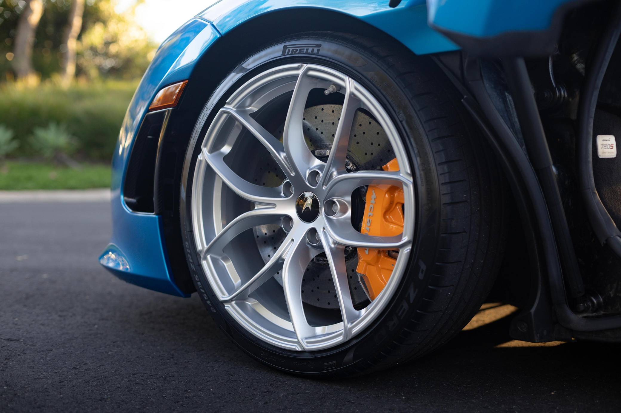 2020 McLaren 720S Spider Performance photo 43