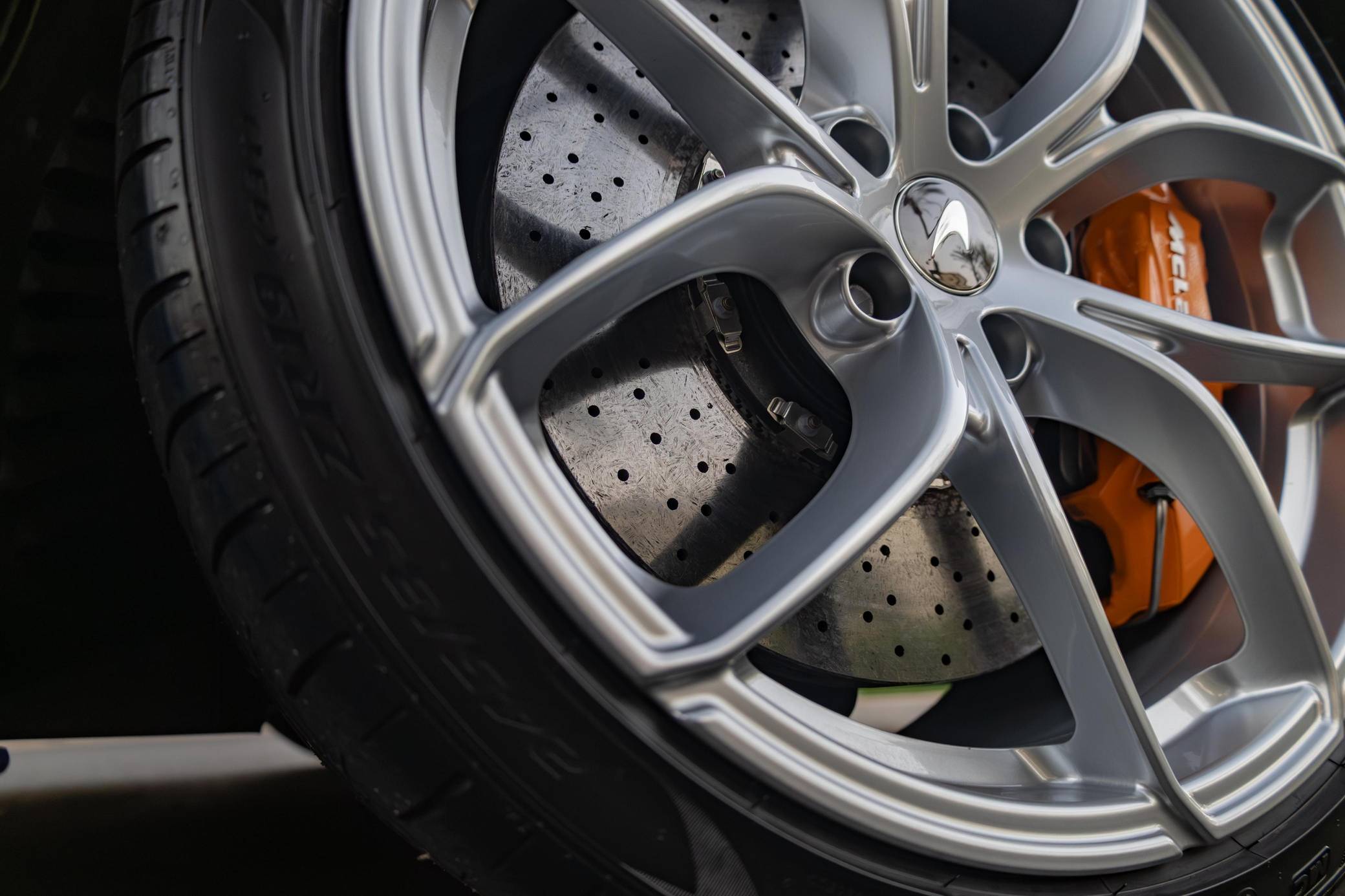 2020 McLaren 720S Spider Performance photo 53