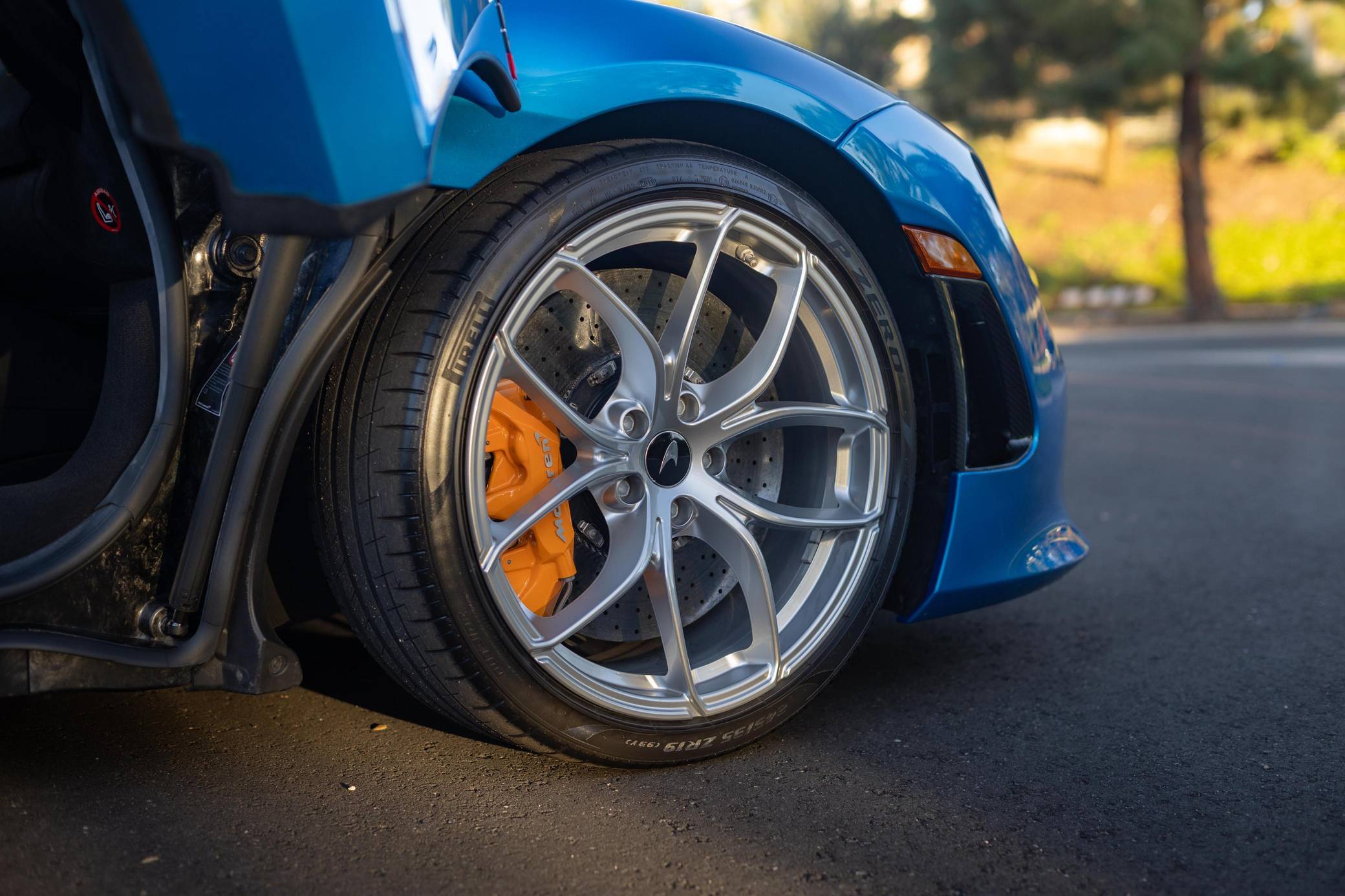 2020 McLaren 720S Spider Performance photo 50