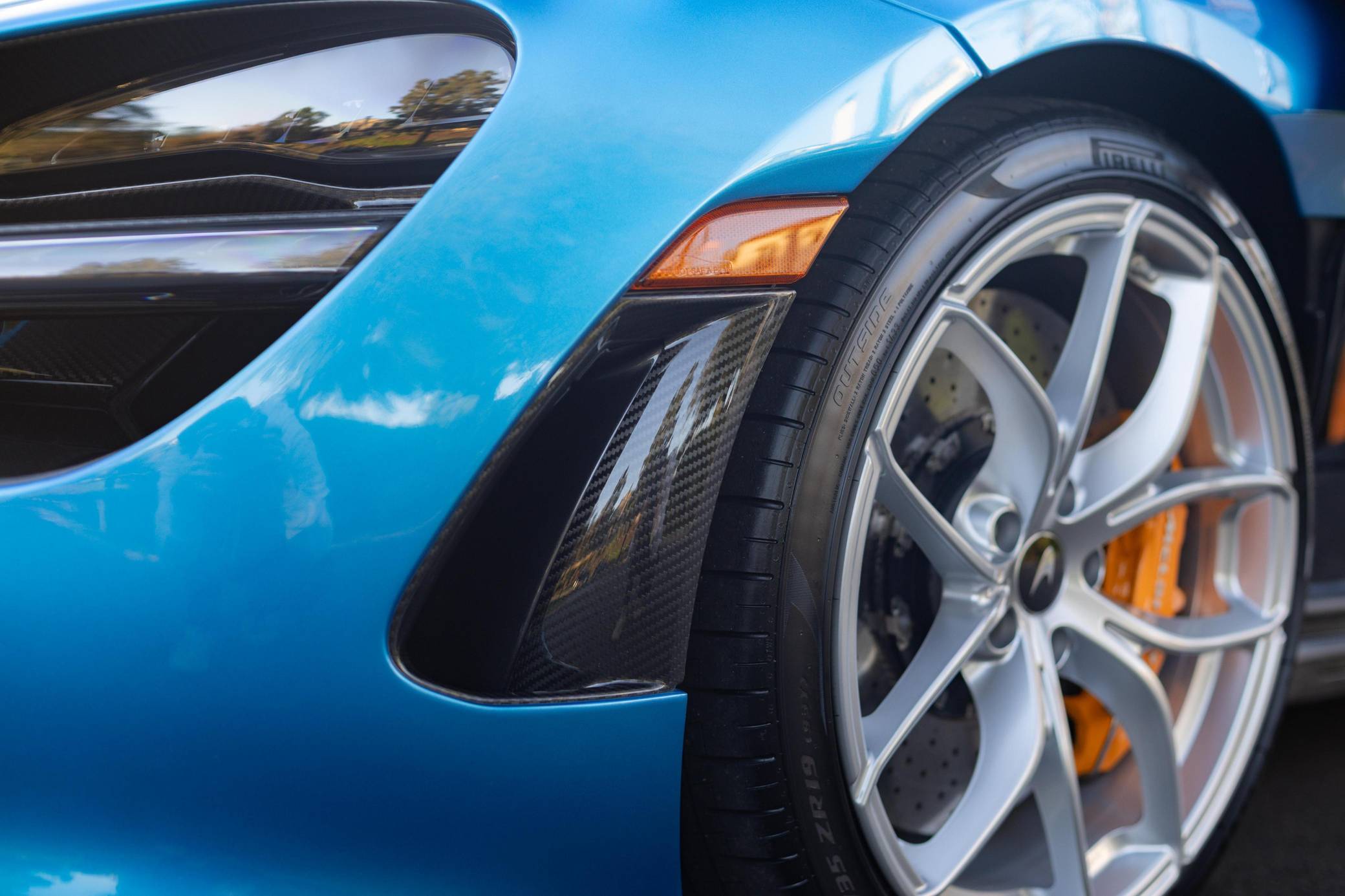 2020 McLaren 720S Spider Performance photo 23