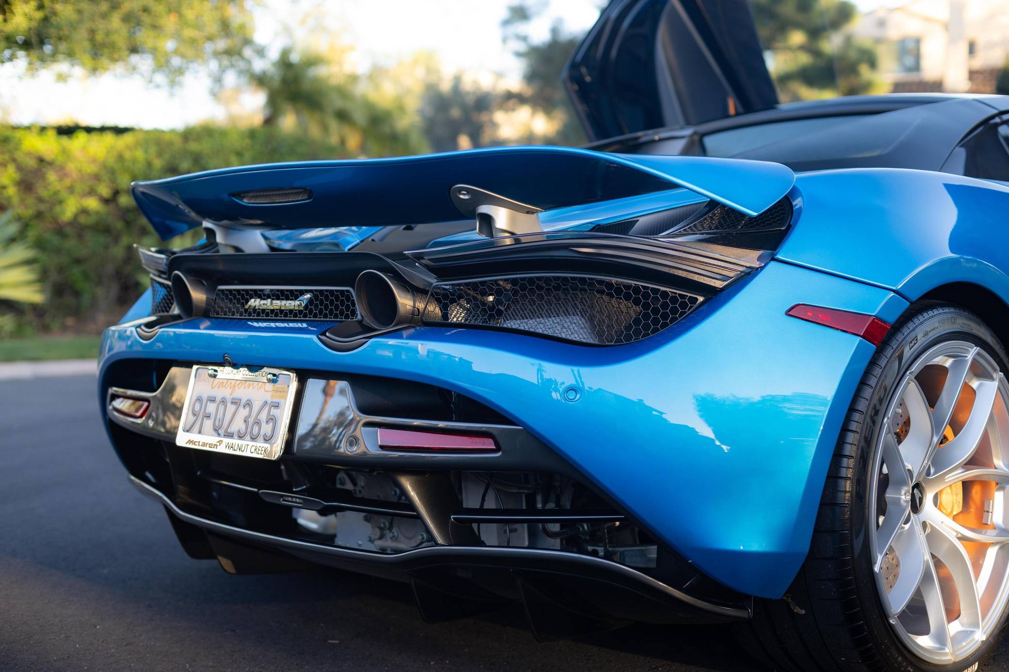 2020 McLaren 720S Spider Performance photo 32