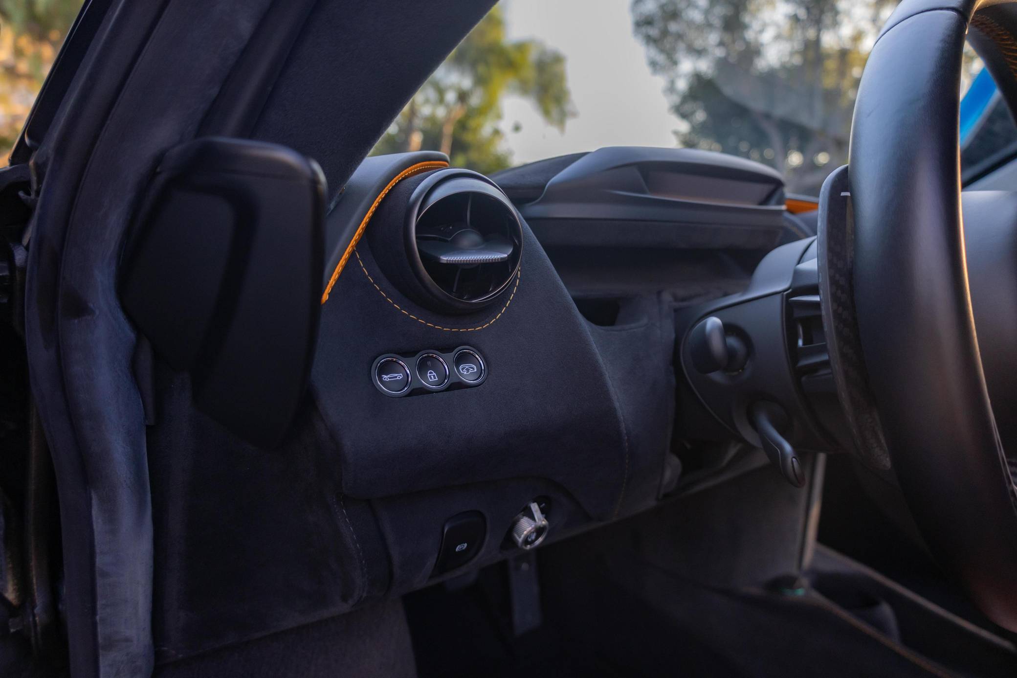 2020 McLaren 720S Spider Performance photo 65