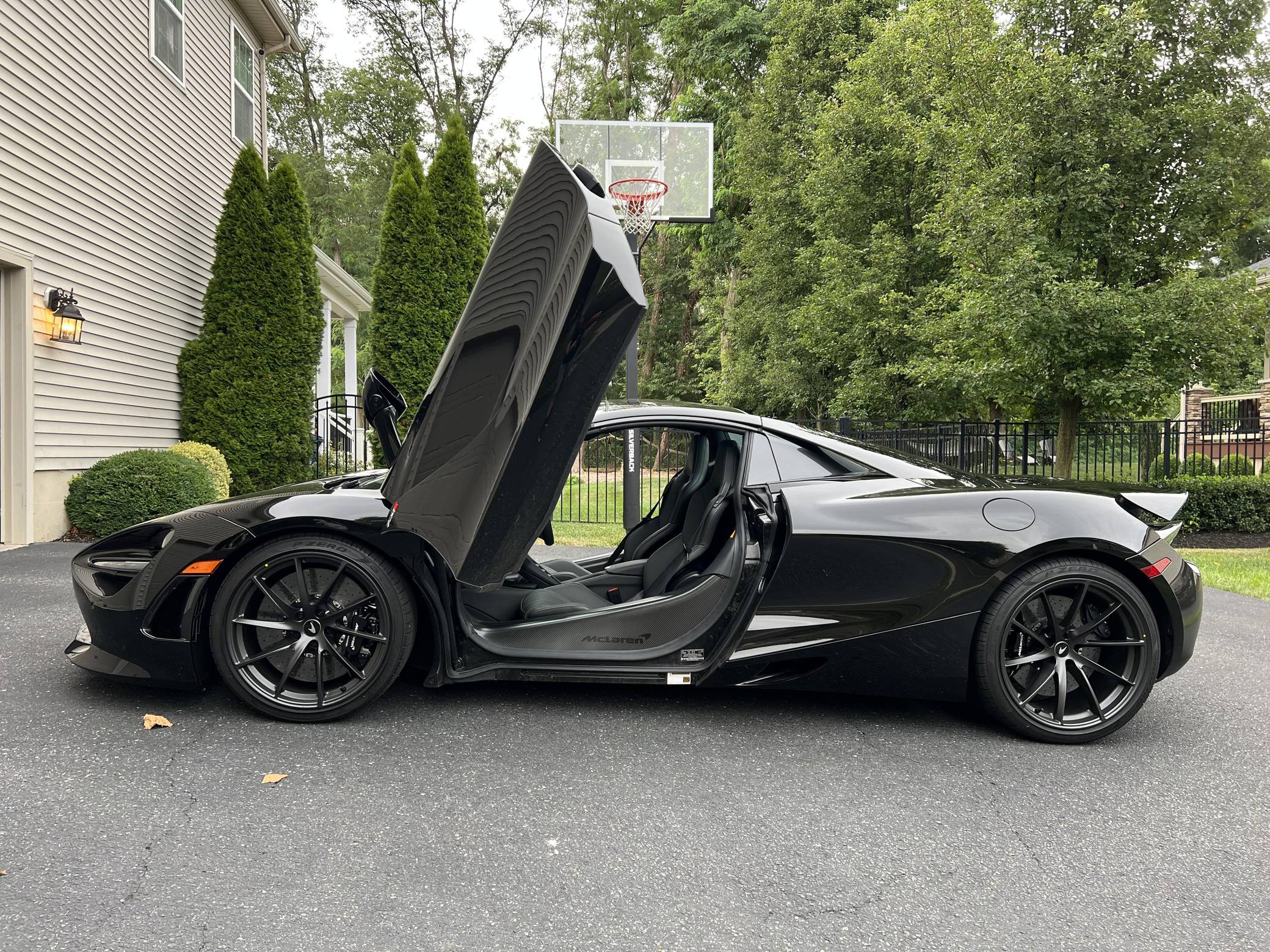 2022 McLaren 720S Spider photo 25