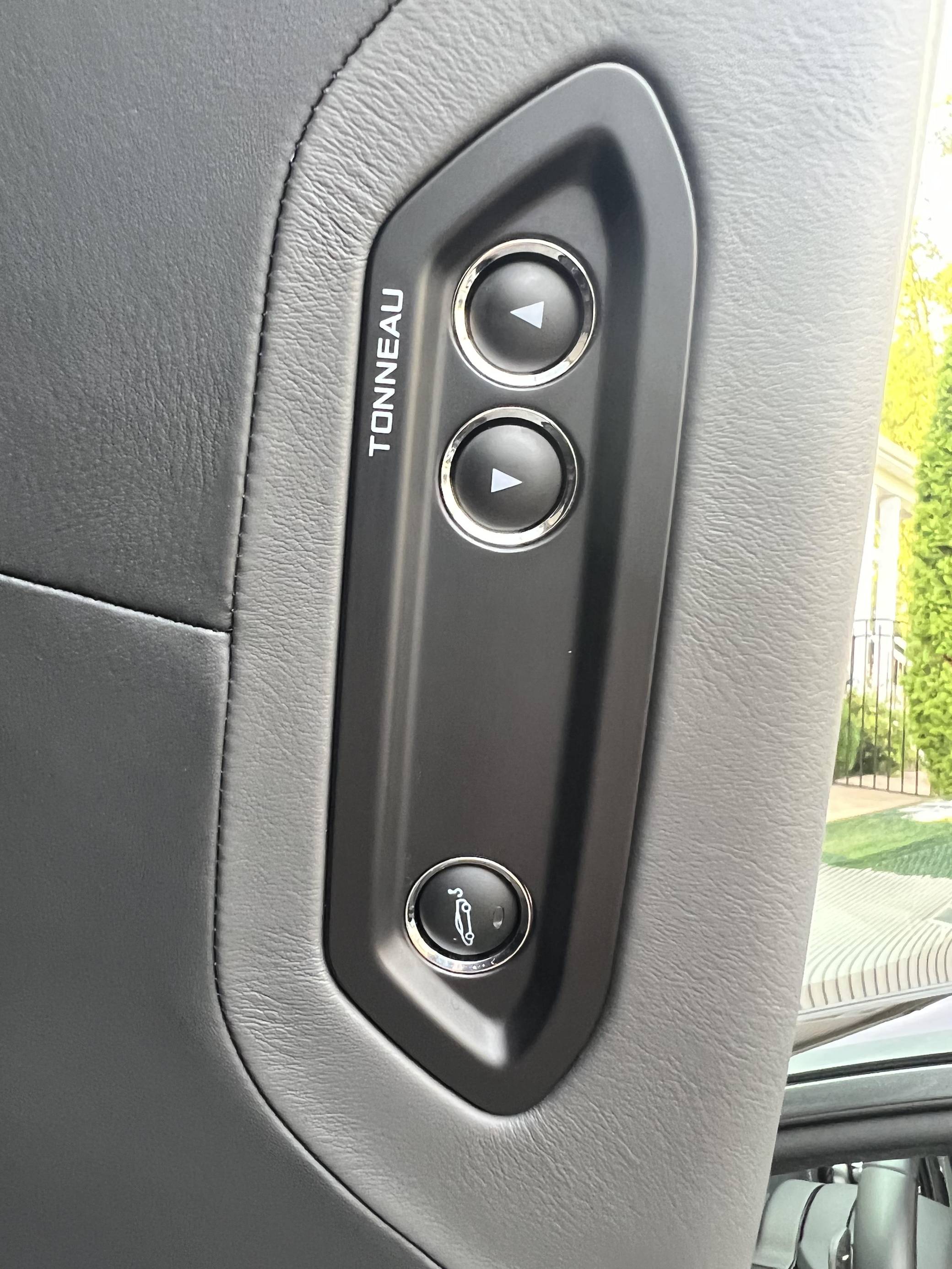 2022 McLaren 720S Spider photo 56