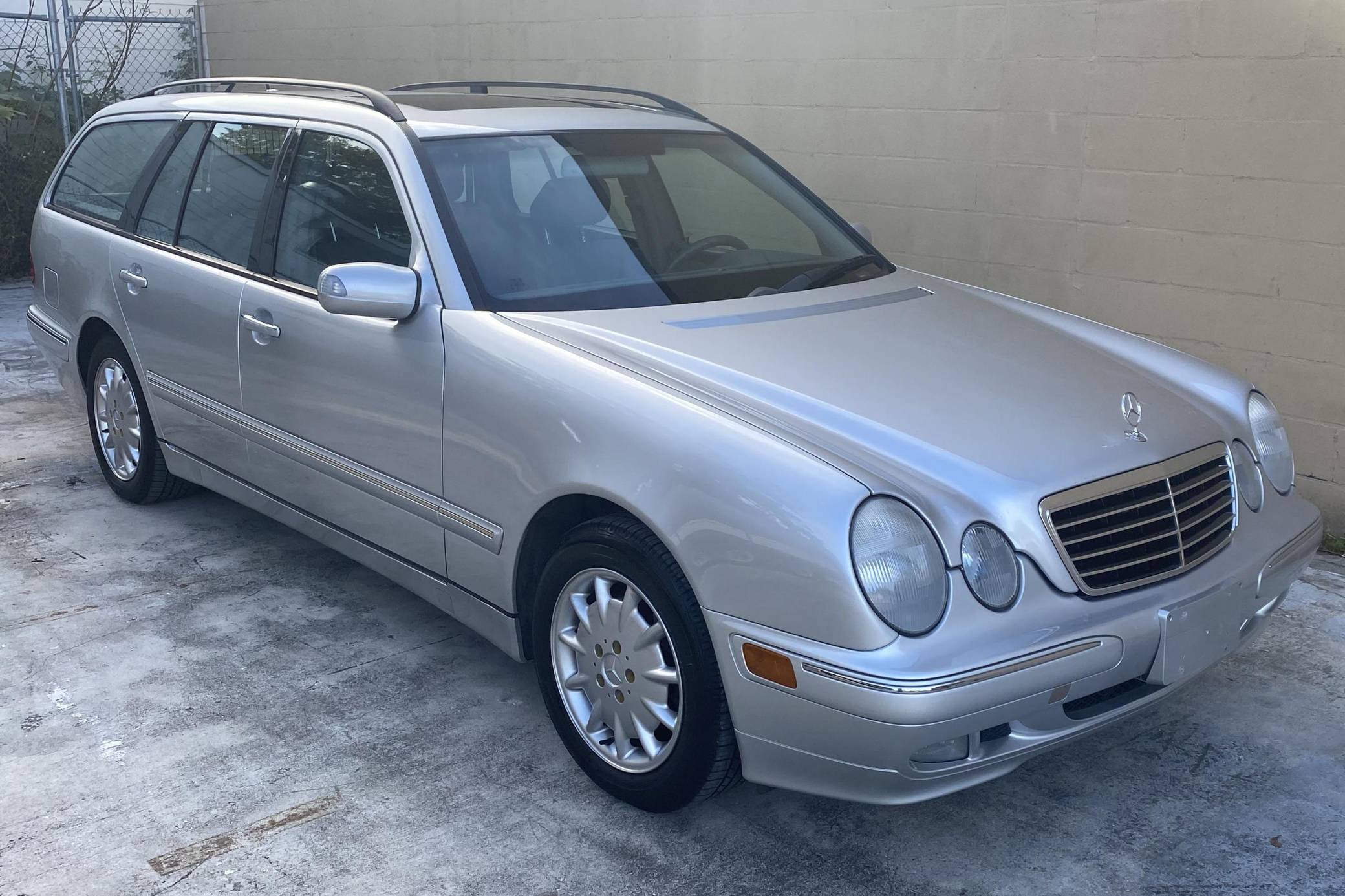 2001 Mercedes-Benz E320 Wagon