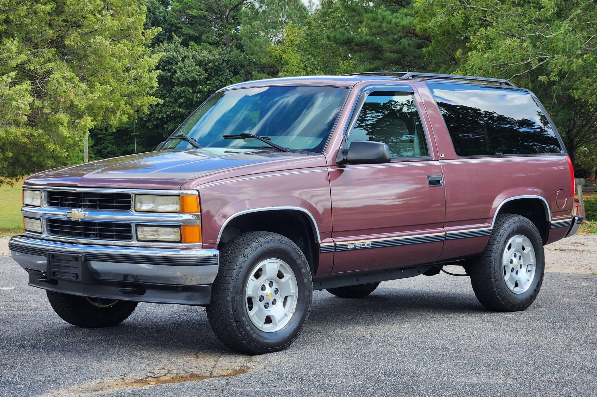 1996 Chevrolet Tahoe LS 4x4 2-Door for Sale - Cars & Bids