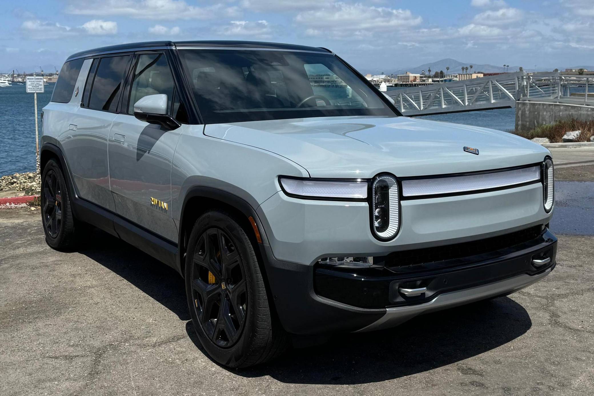 2022 Rivian R1S Launch Edition for Sale - Cars & Bids