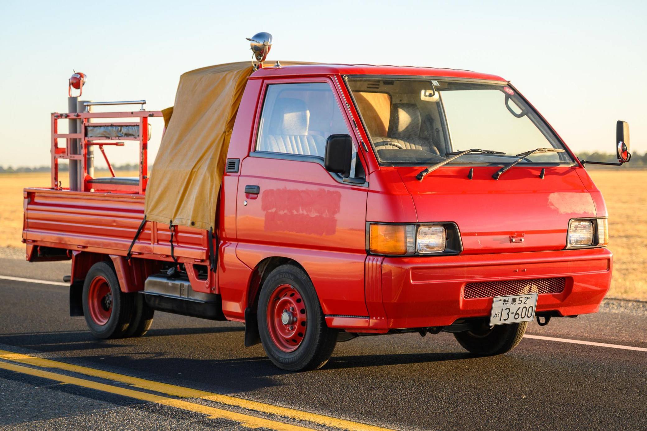 1995 Mitsubishi Delica Fire Truck