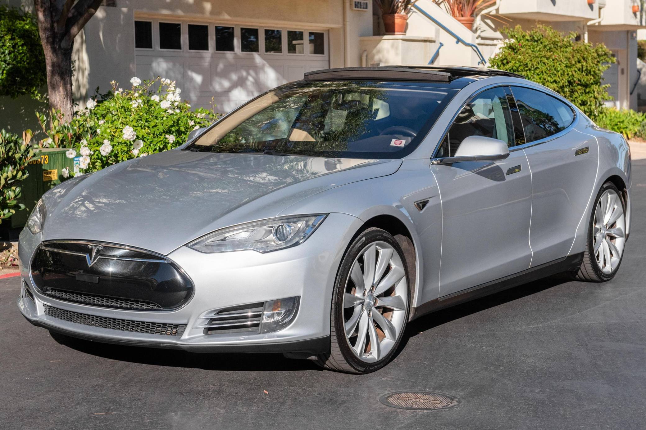 2013 Tesla Model S 85 VIN: 5YJSA1CN1DFP12883 for Sale Cars Bids