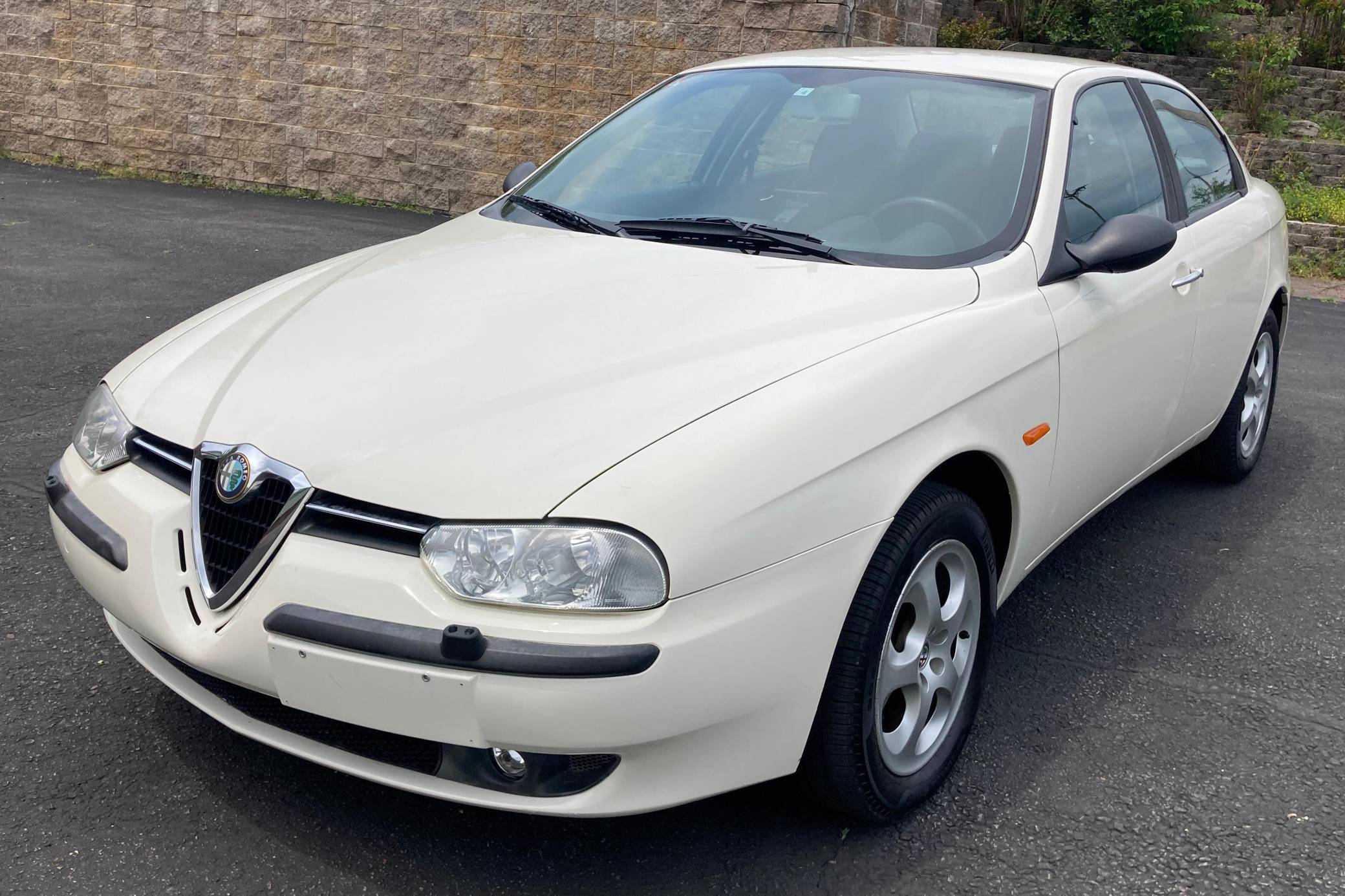 bambi 1999 Alfa Romeo 156 VIN: ZAR93200001137360 for Sale - Cars