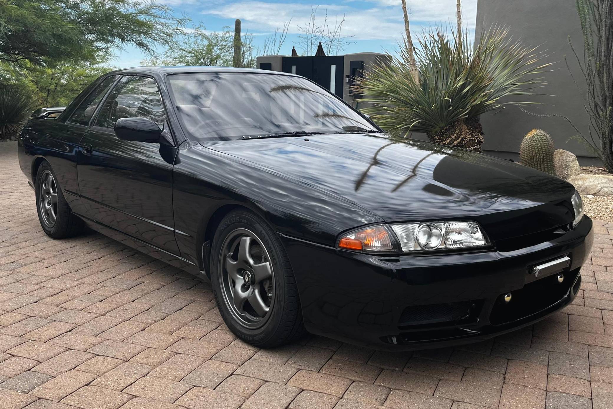 1989 Nissan Skyline GTS-T Type M