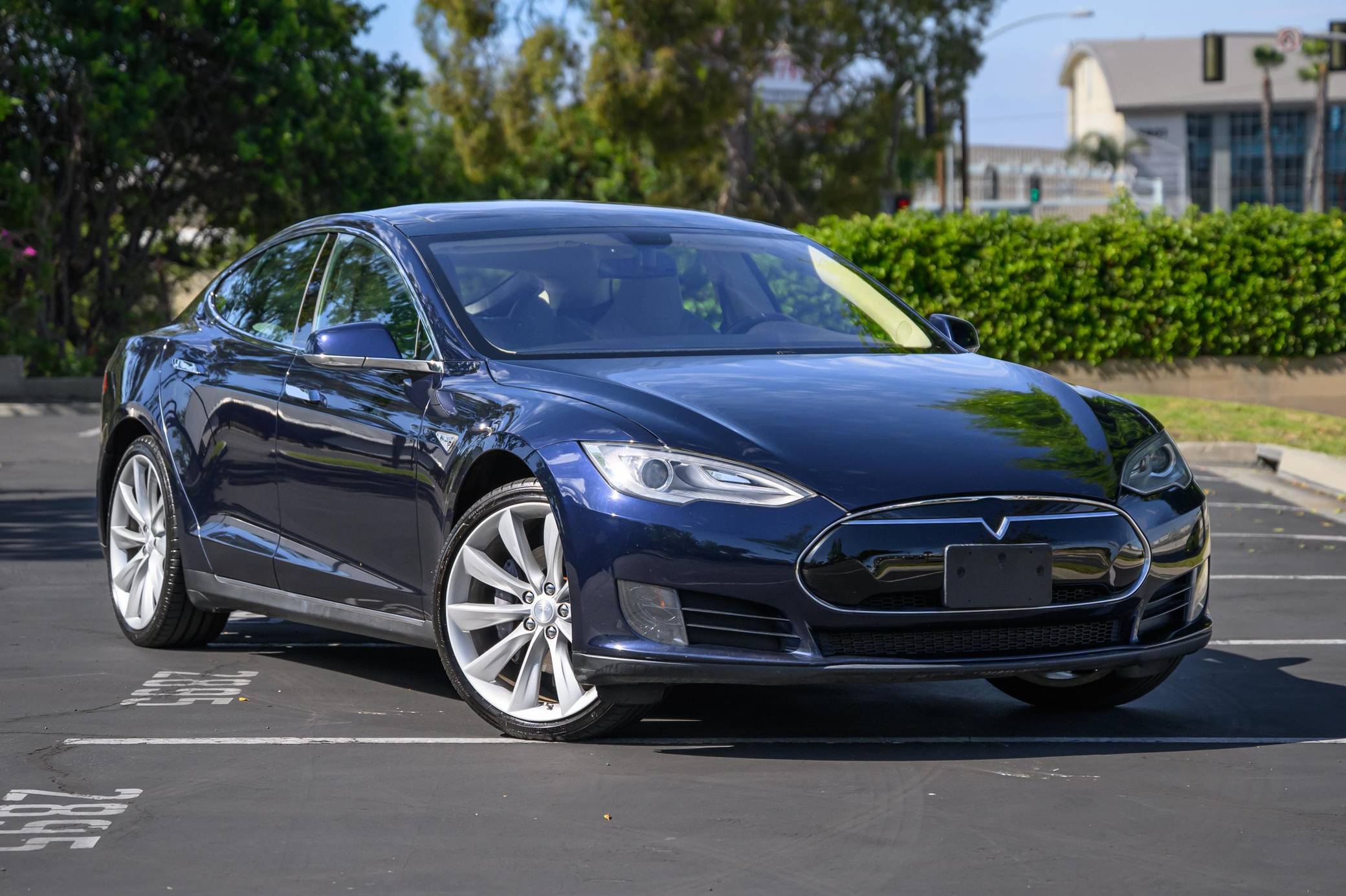 2013 Tesla S