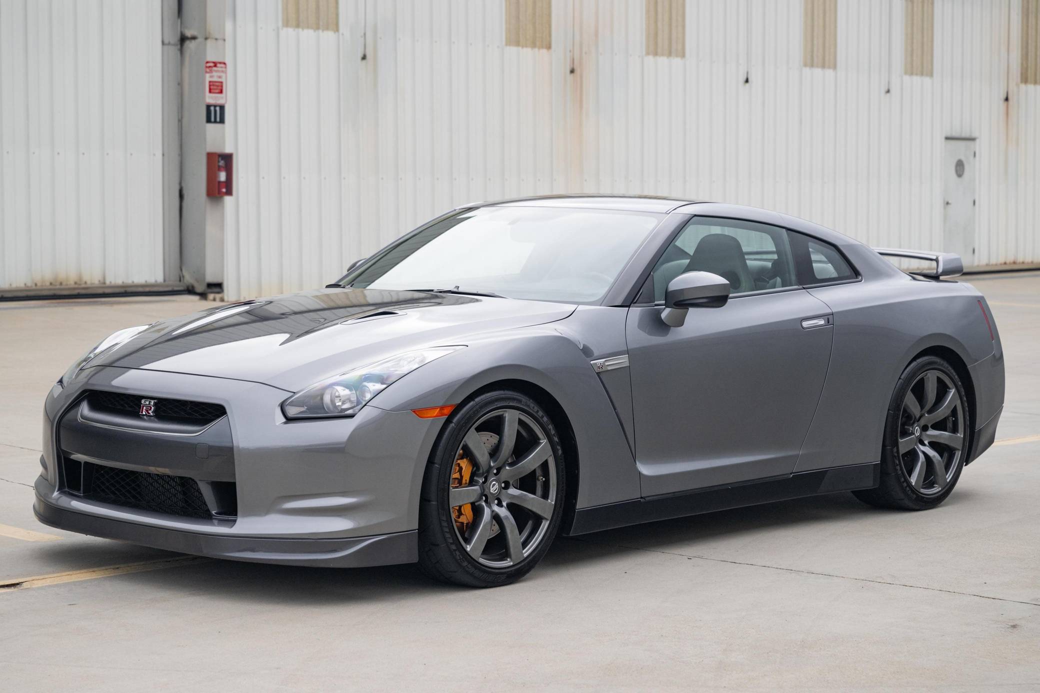 2009 Nissan GT-R VIN: JN1AR54F69M252317 for Sale - Cars & Bids