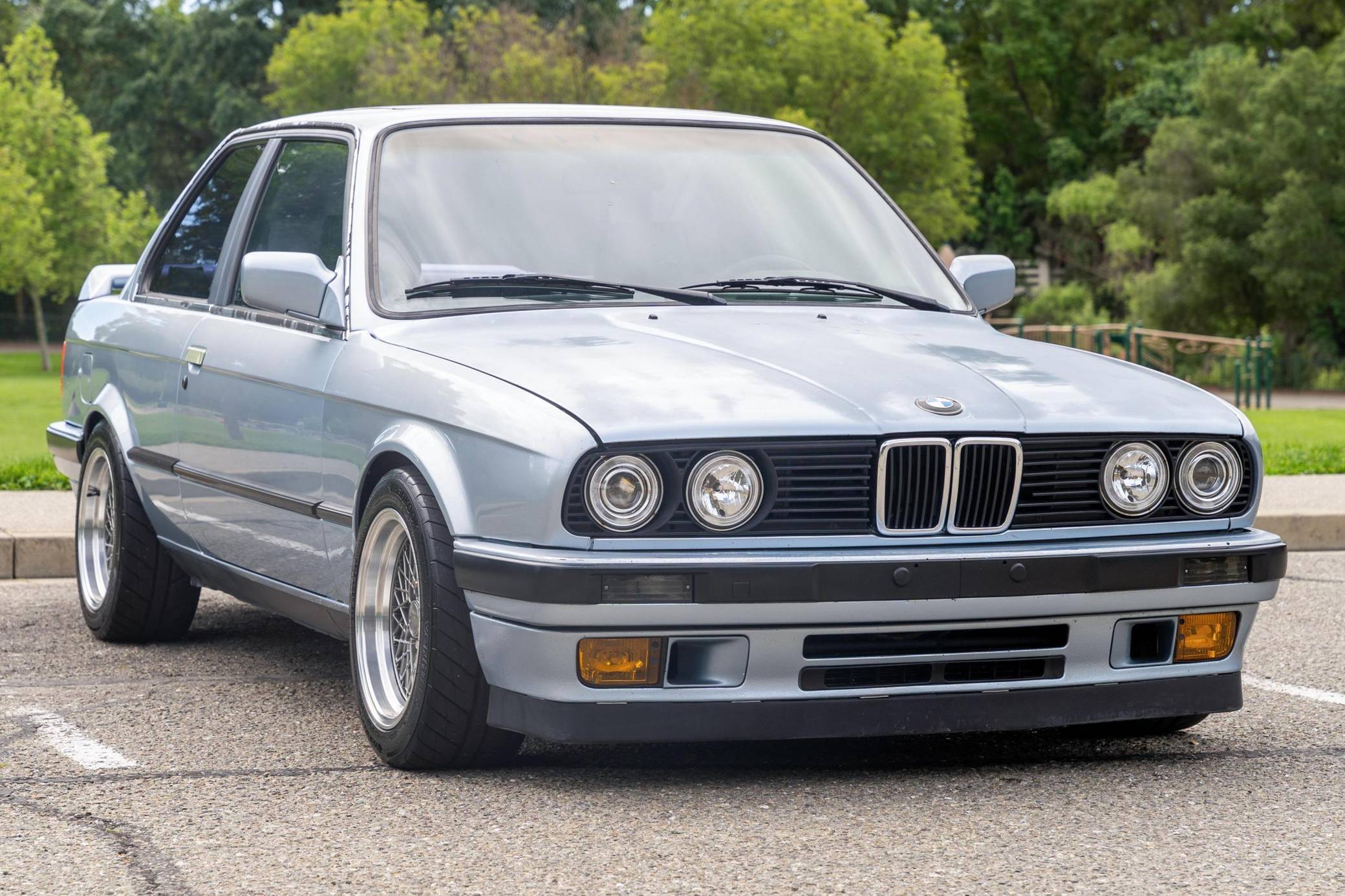 1990 BMW 3 Series