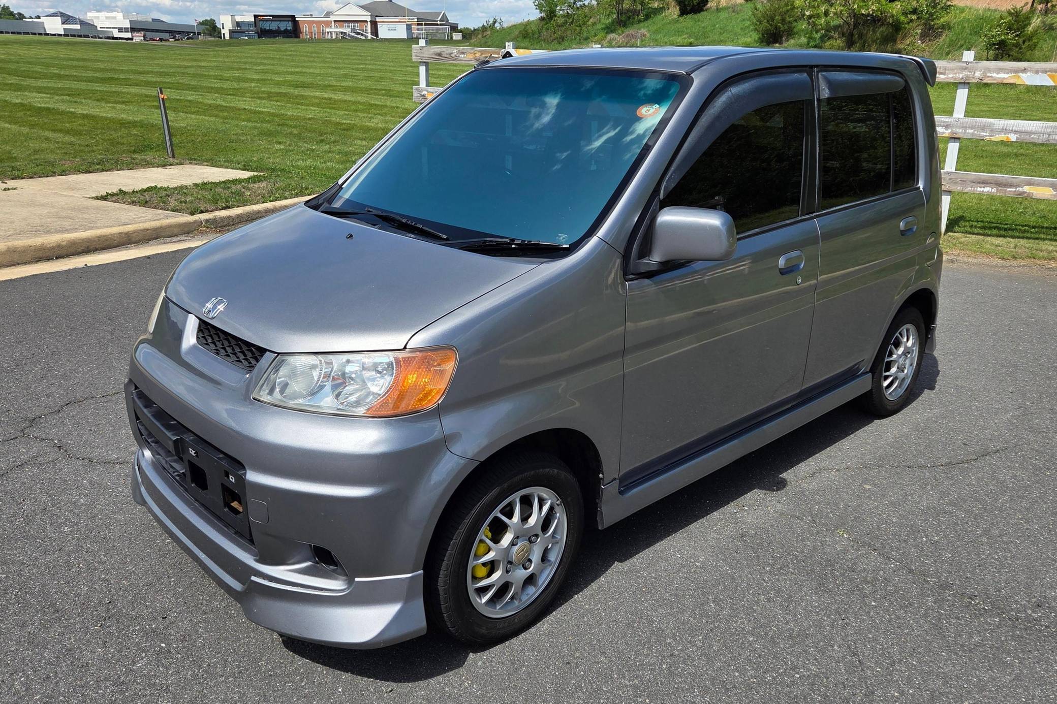 2001 Honda Life