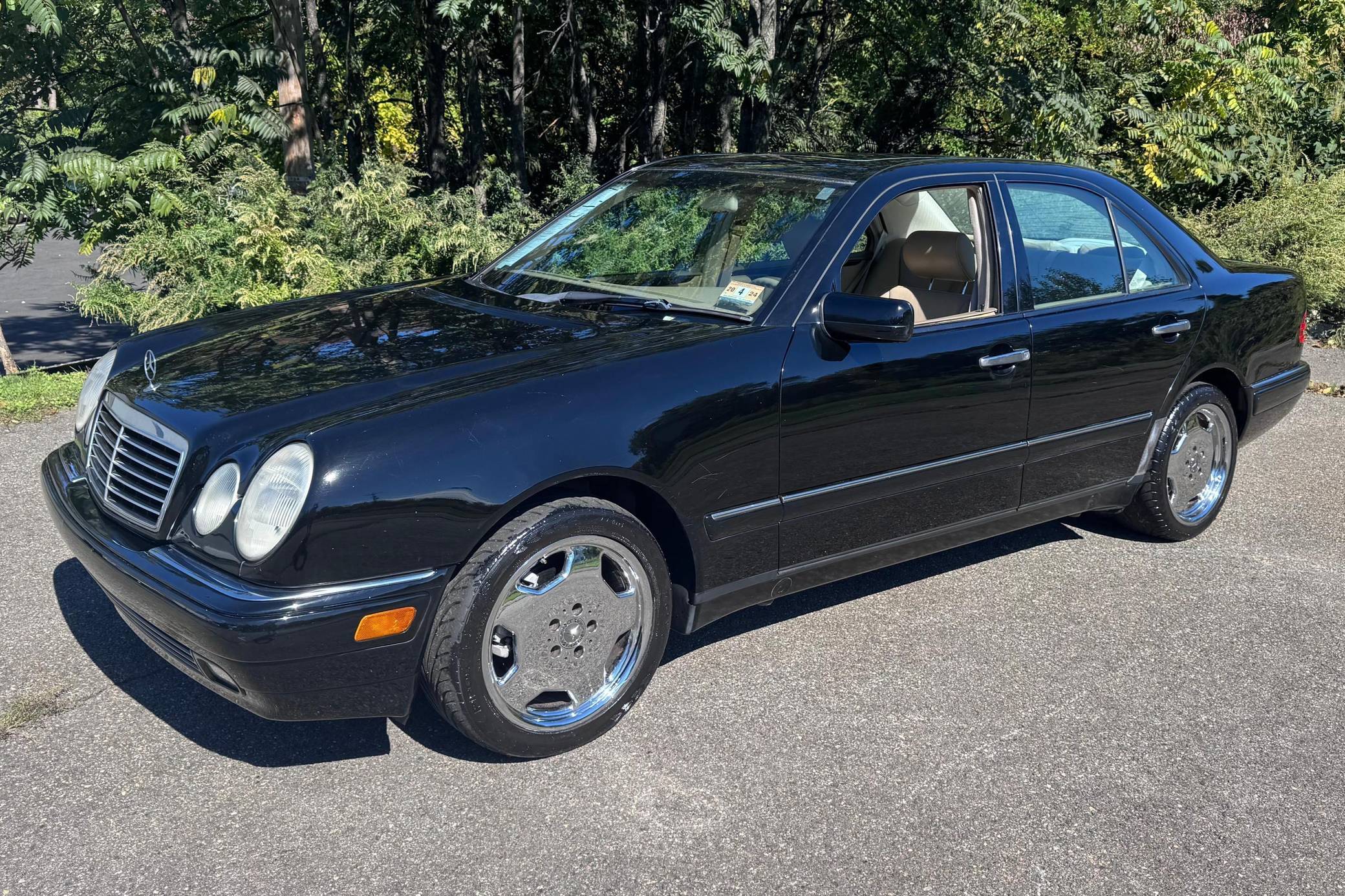 Mercedes-Benz E-Class (W210)