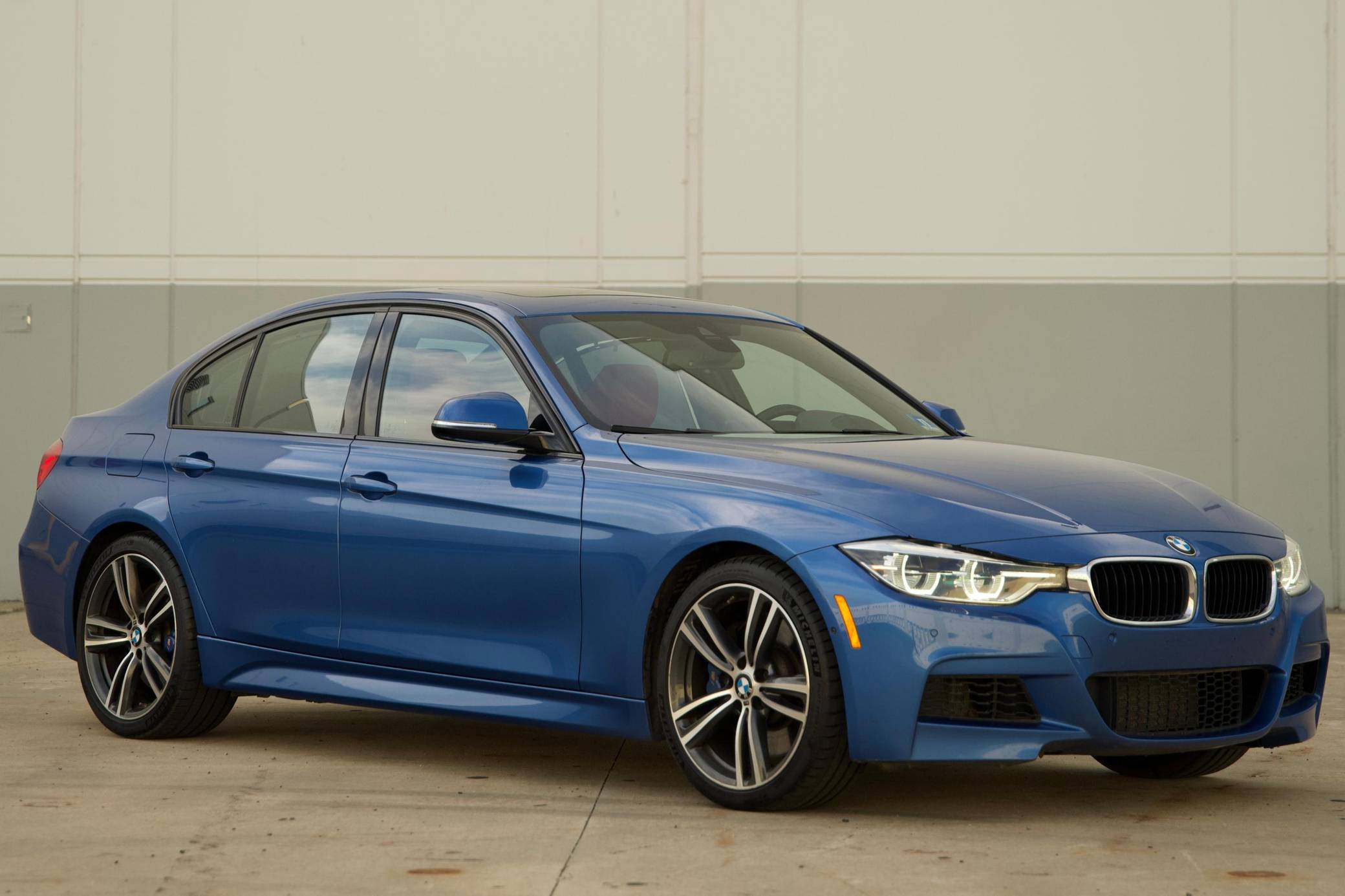 2016 BMW 340i Sedan VIN: WBA8B3C58GK384207 for Sale - Cars & Bids