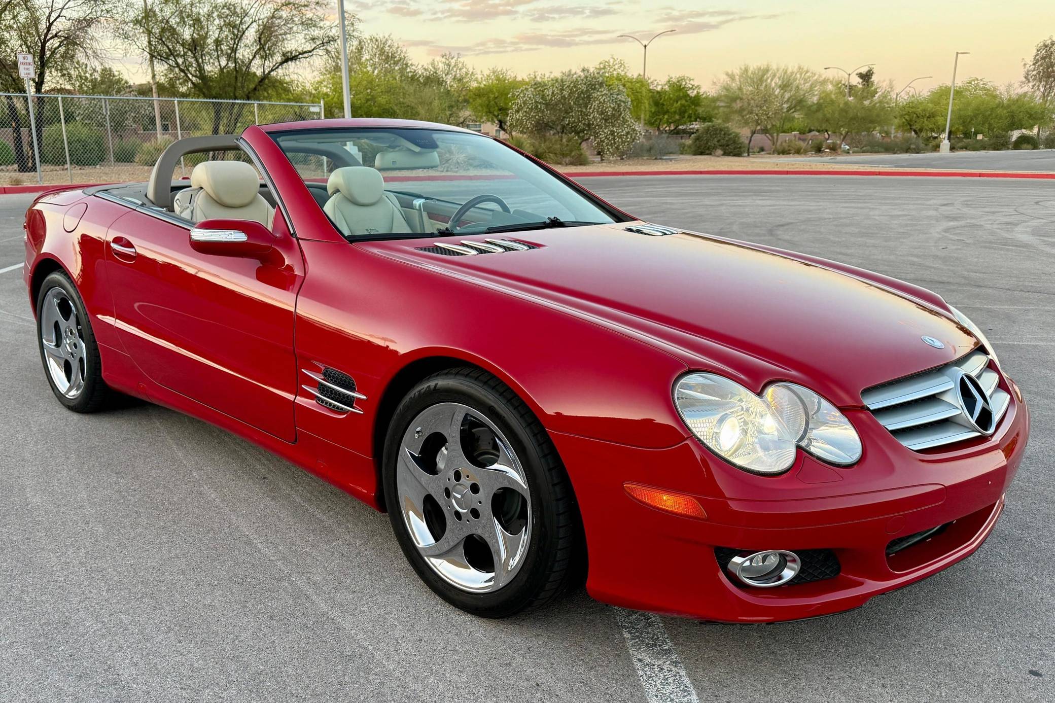 2008 Mercedes-Benz SL550 VIN: WDBSK71F68F137594 for Sale - Cars & Bids