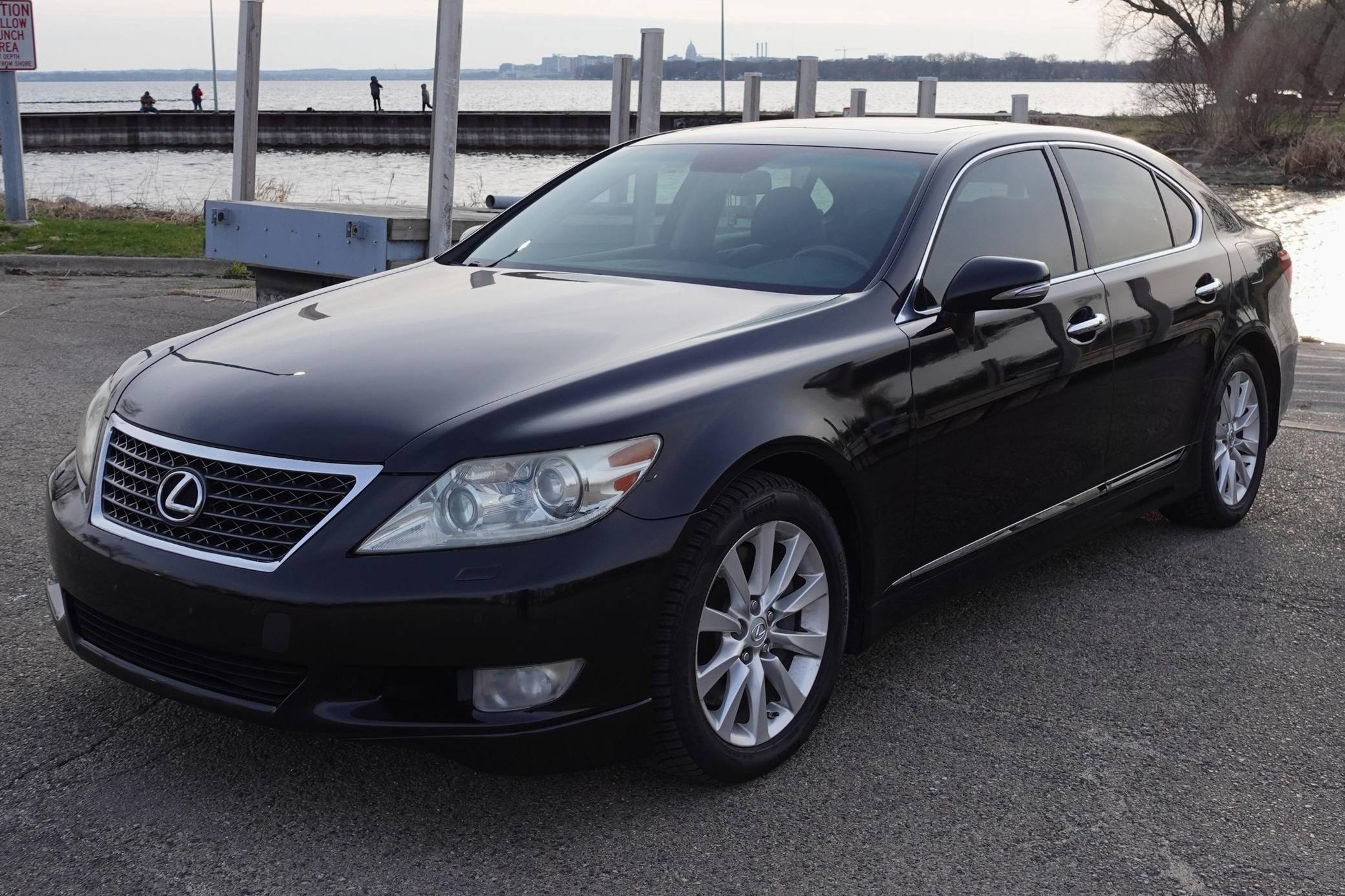 2011 Lexus LS