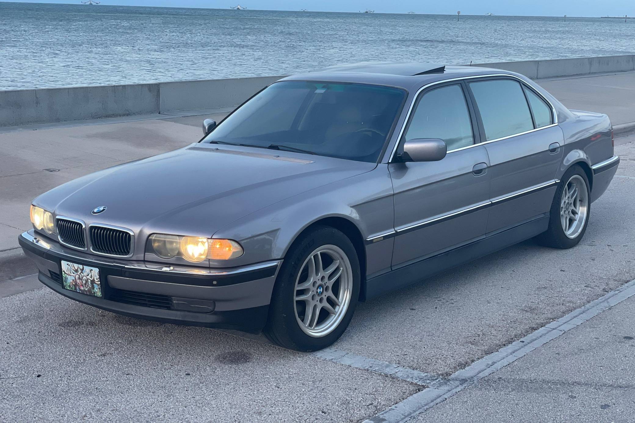 1999 BMW 750iL
