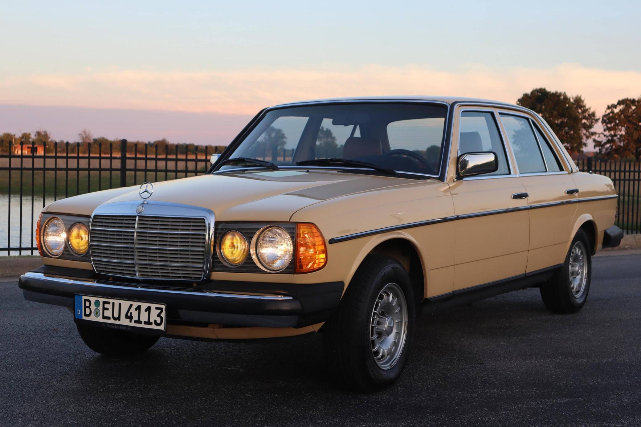 1984 Mercedes-Benz E-Class