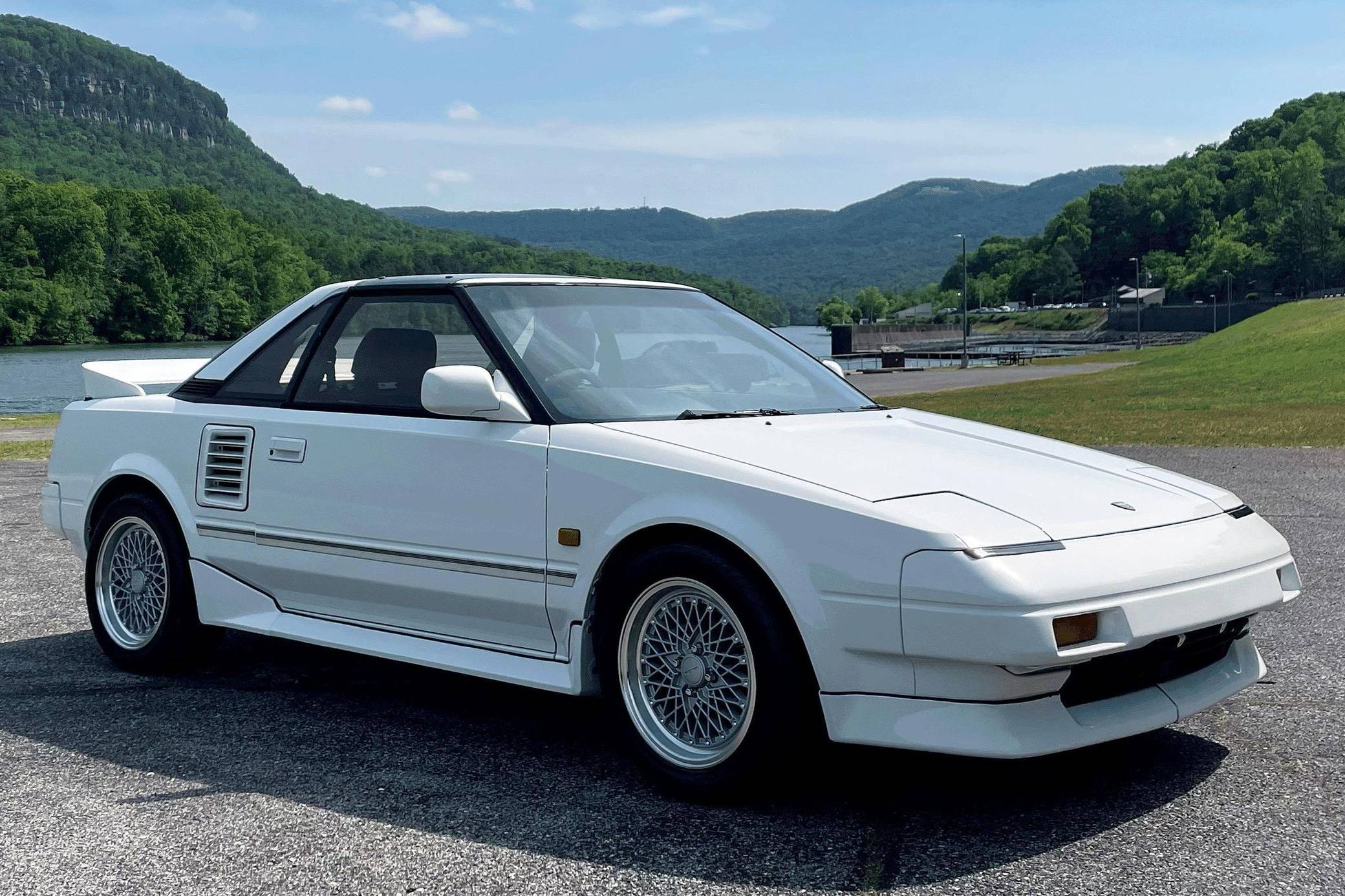 1988 Toyota MR2