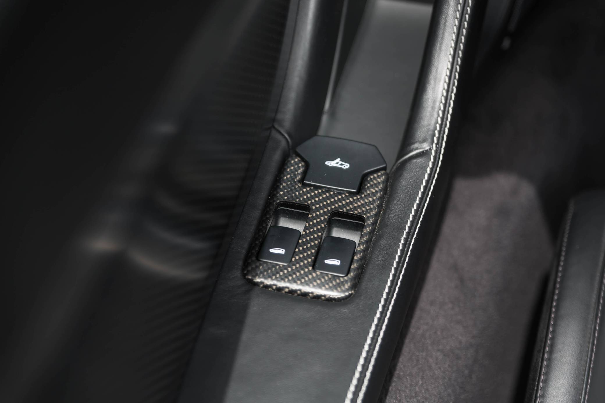 2016 McLaren 675LT Spider photo 74