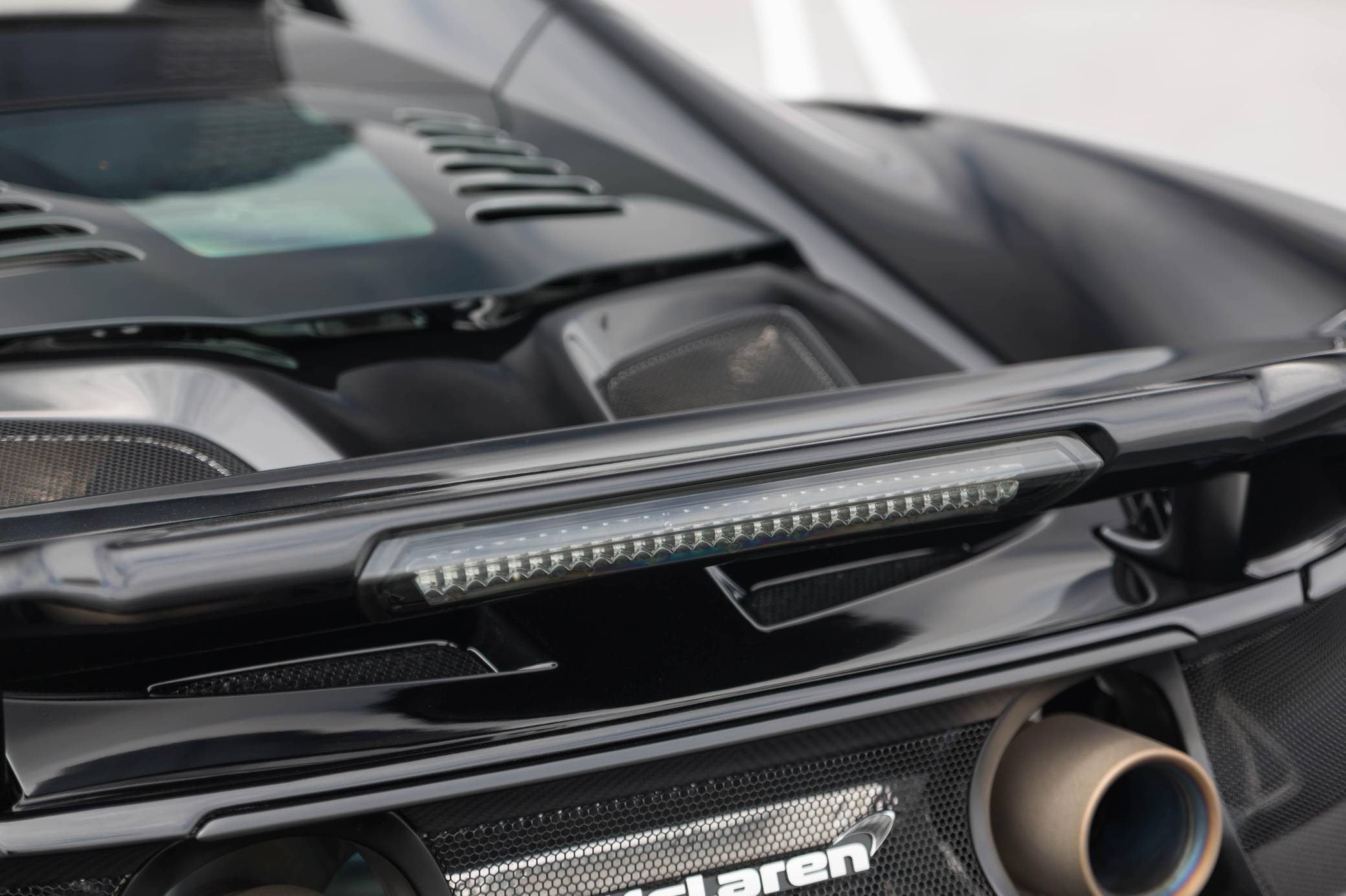 2016 McLaren 675LT Spider photo 40