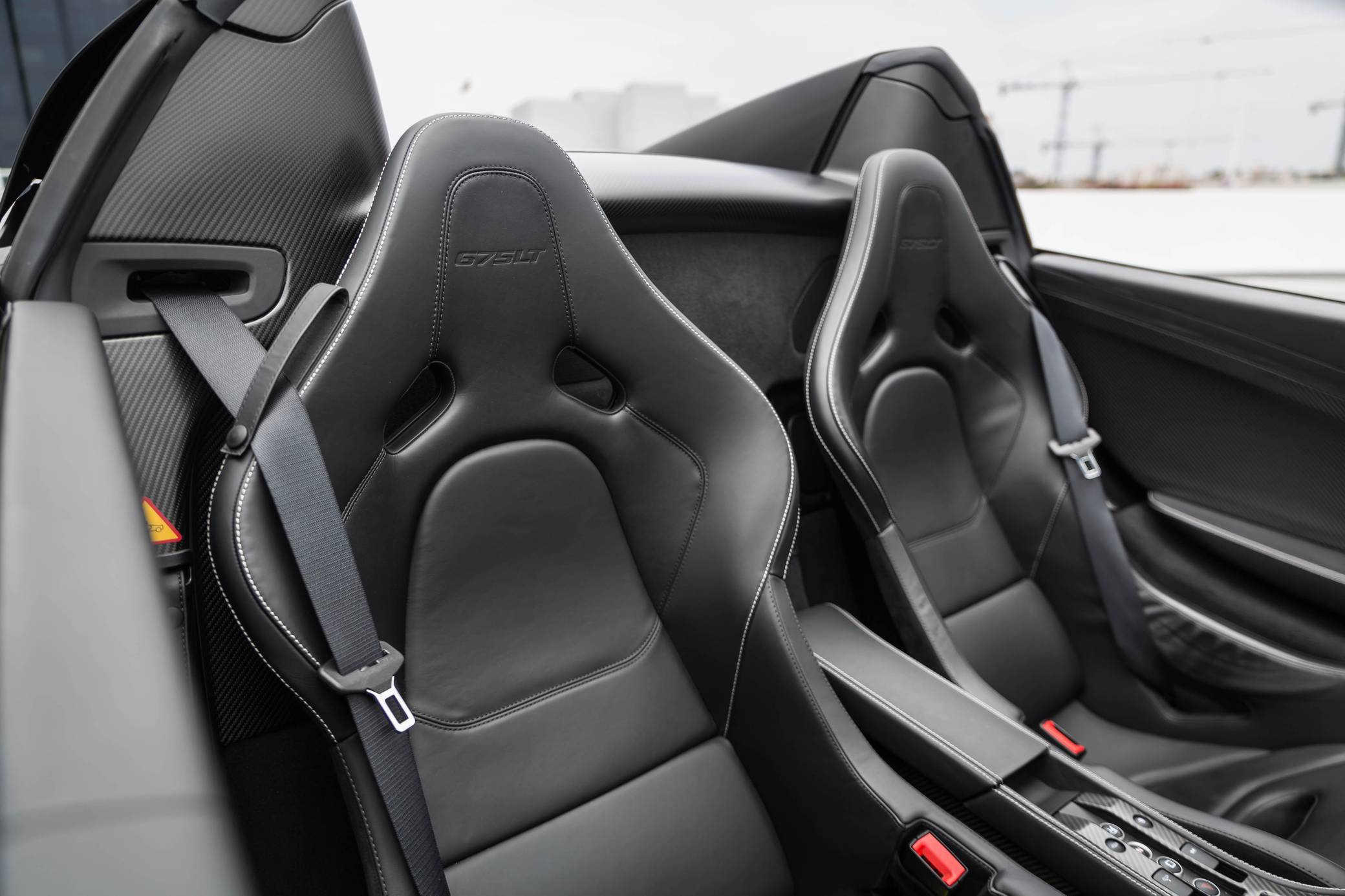 2016 McLaren 675LT Spider photo 53