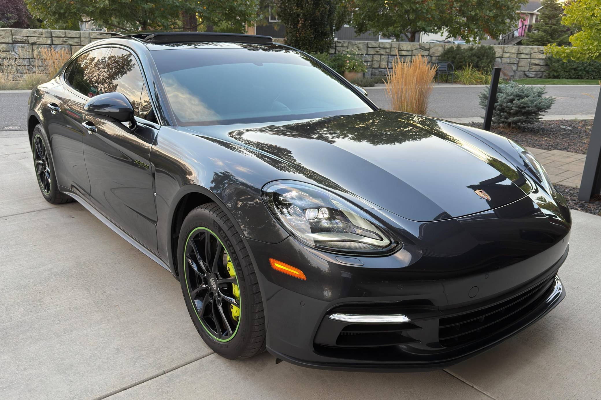 2018 Porsche Panamera 4 E-Hybrid