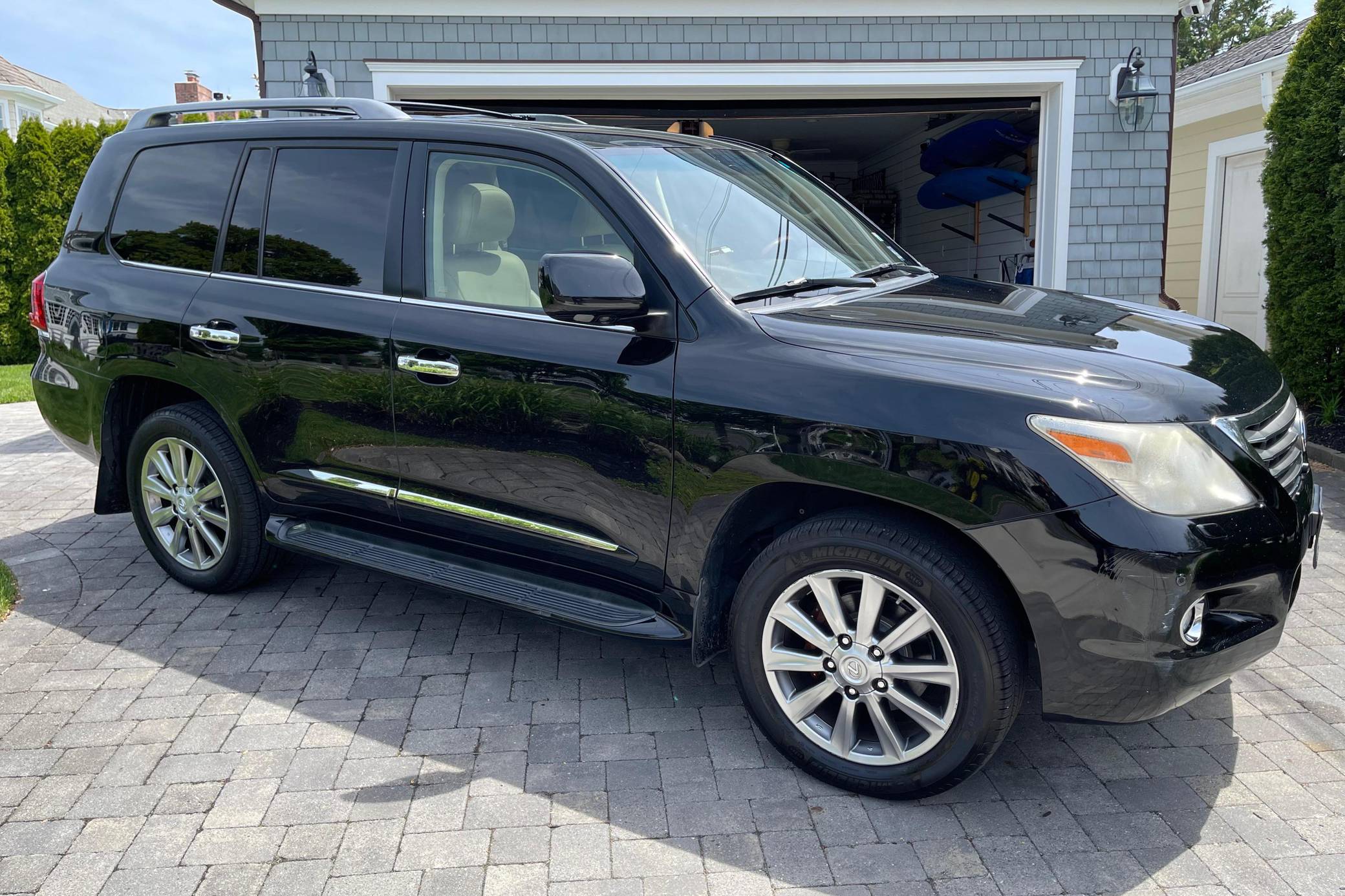 2010 Lexus LX 570 for Sale - Cars & Bids