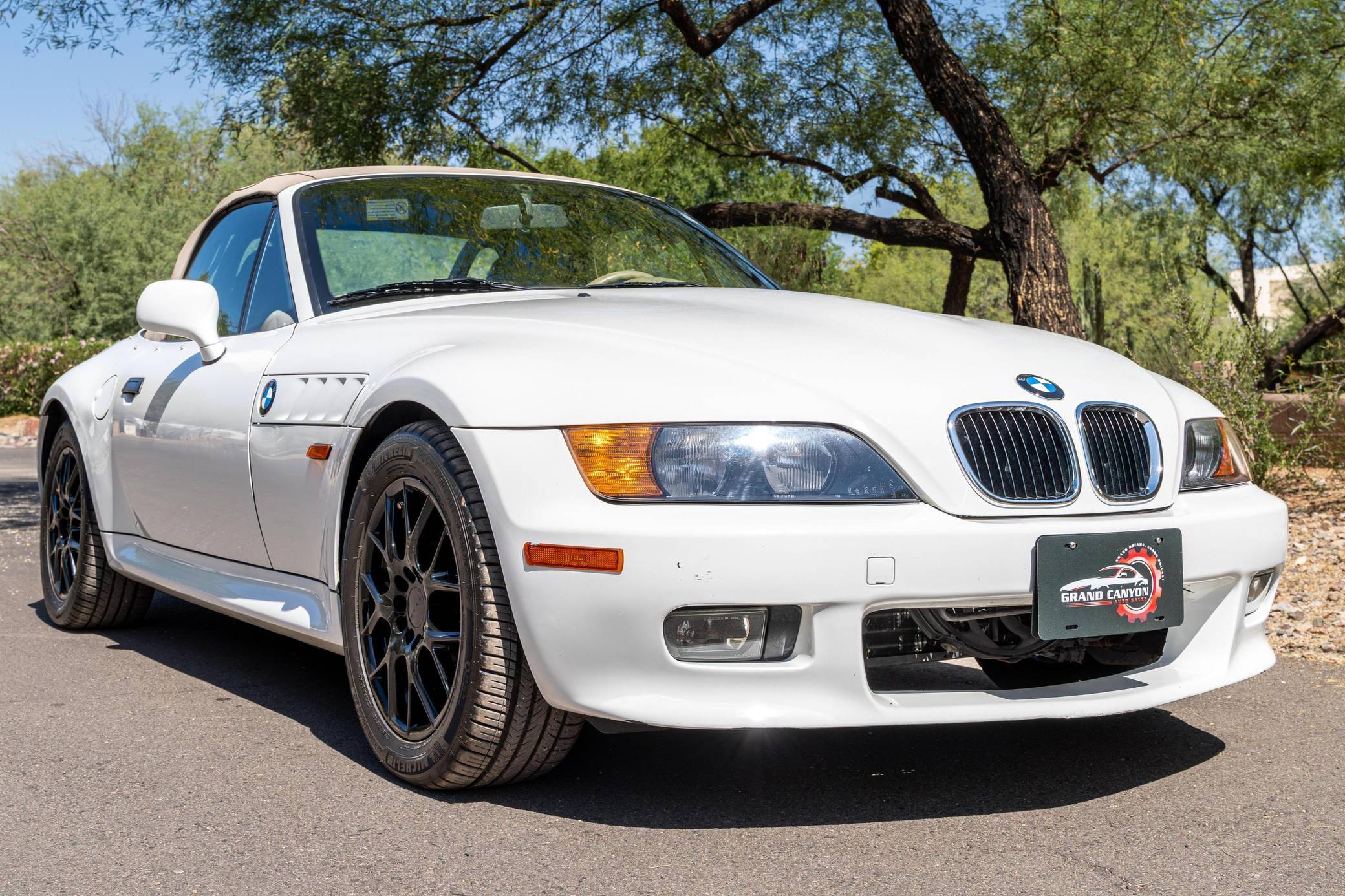 1998 BMW Z3 2.8i Roadster VIN: 4USCJ3323WLB62265 for Sale