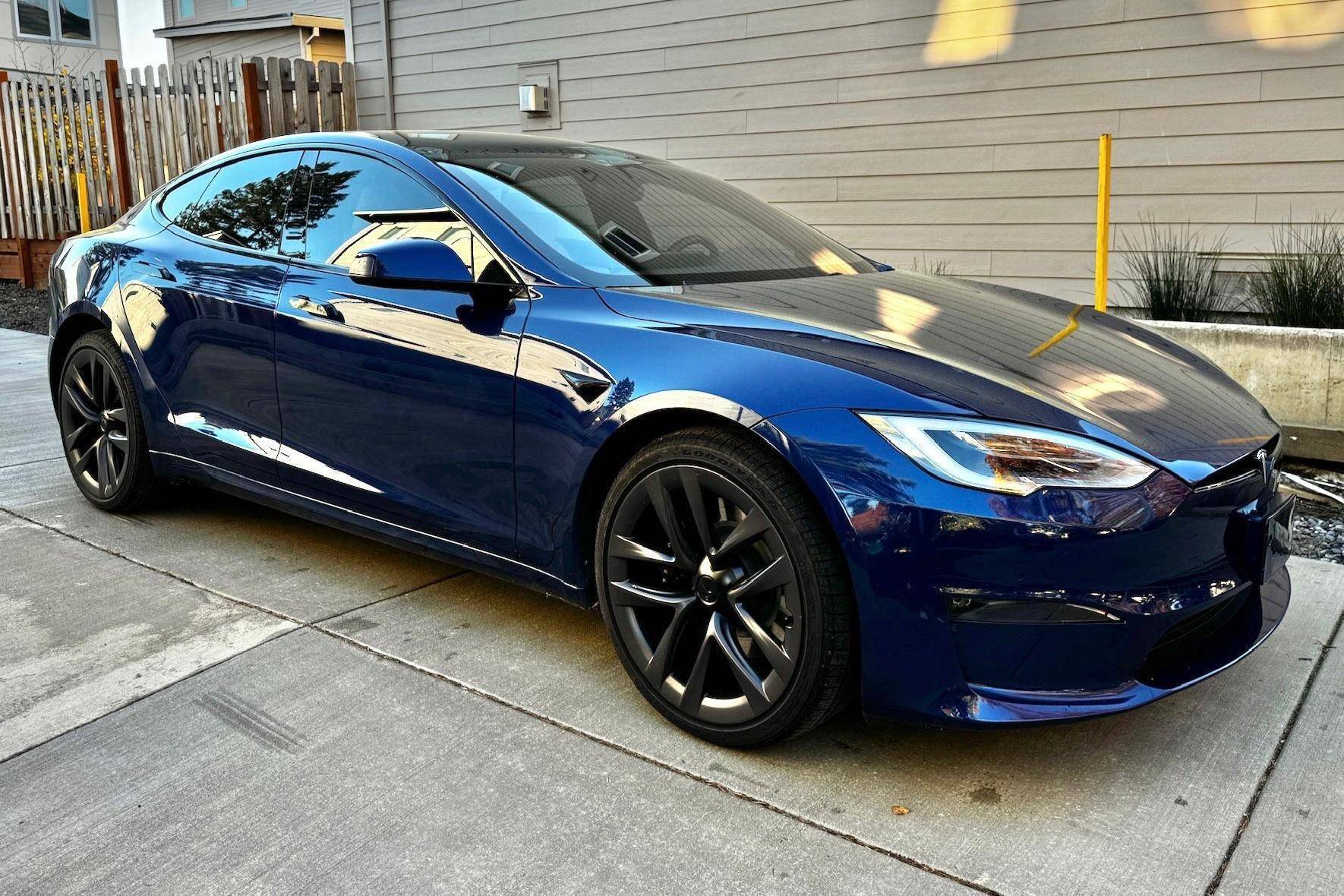 2021 Tesla Model S Plaid