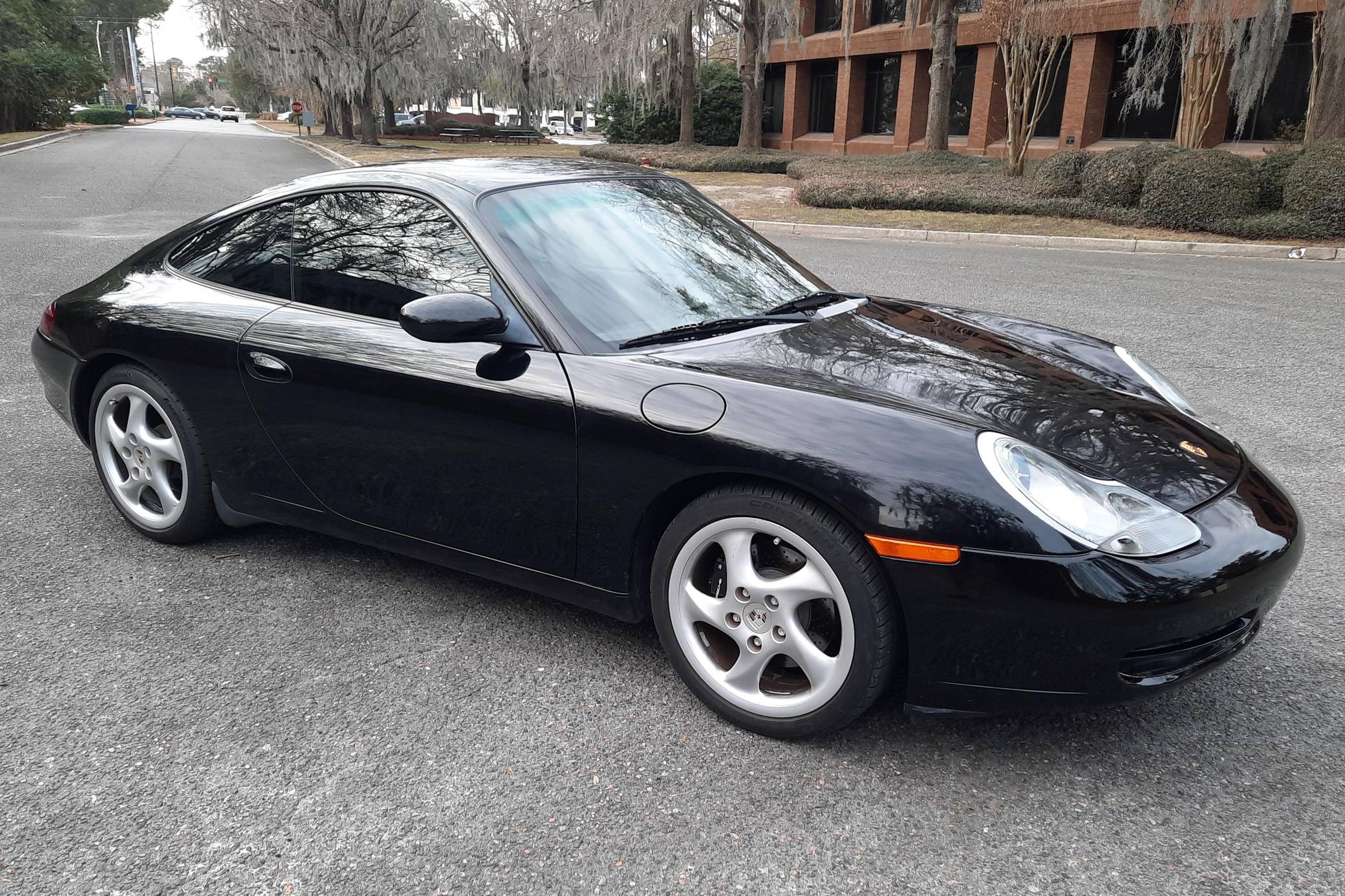 2001 Porsche 911 Carrera Coupe