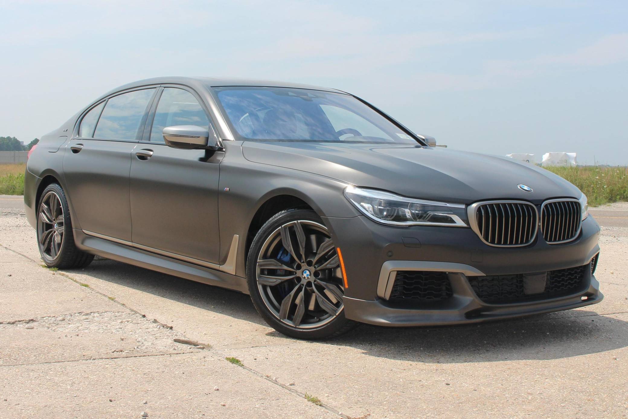 2017 BMW M760i xDrive