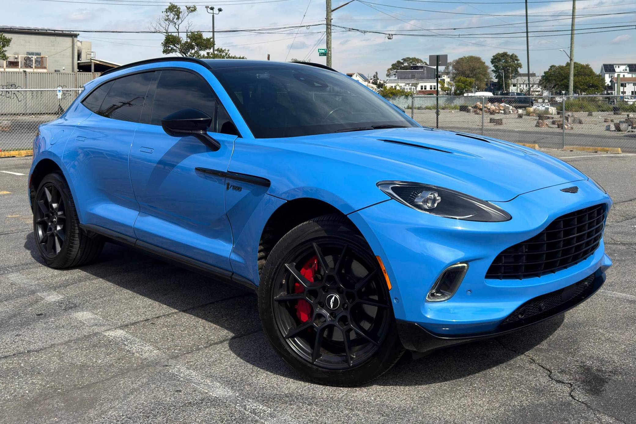2021 Aston Martin DBX