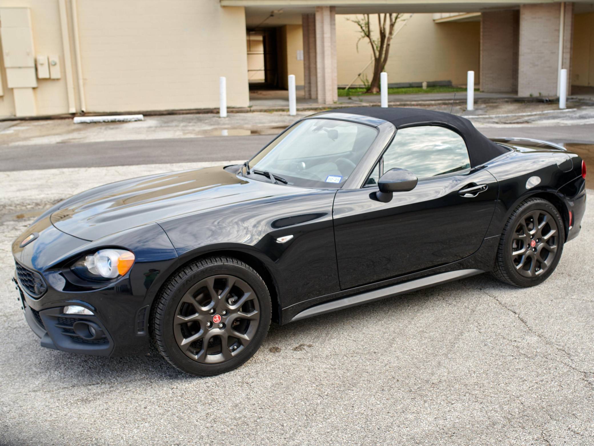 2017 Fiat 124 Spider Abarth