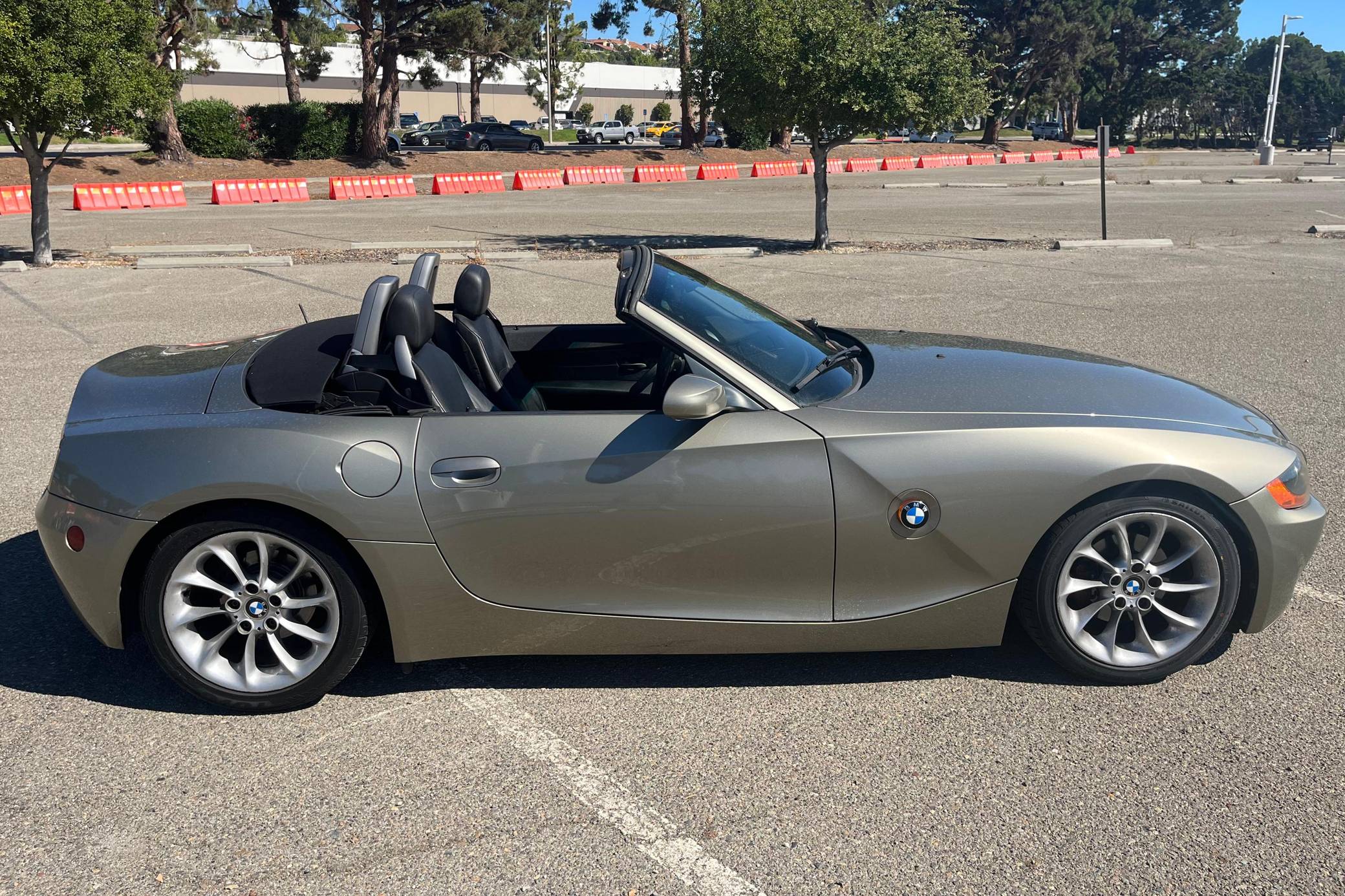 2004 BMW Z4 2.5i Roadster for Sale - Cars & Bids