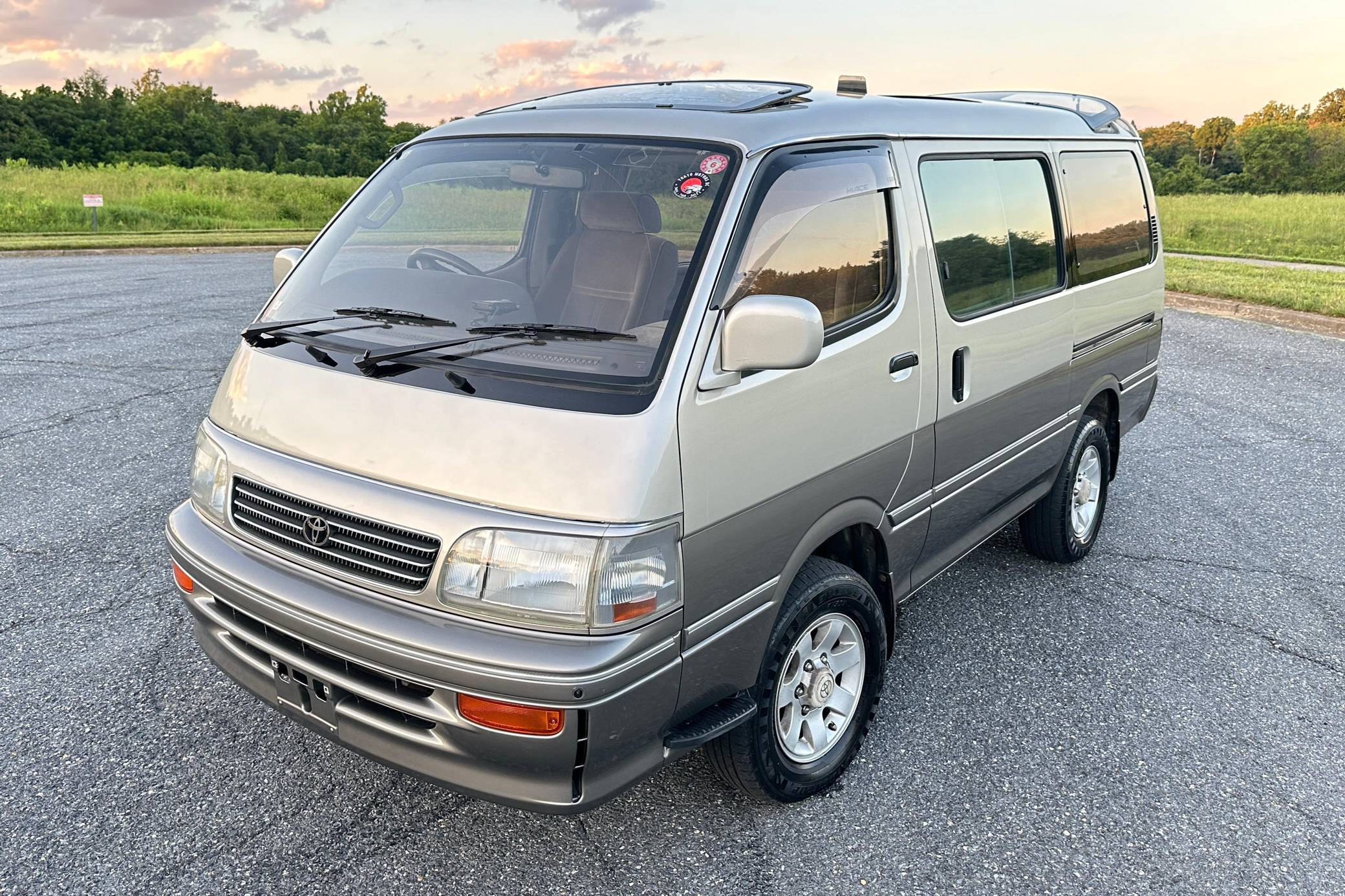 1996 Toyota HiAce Super Custom Limited 4WD