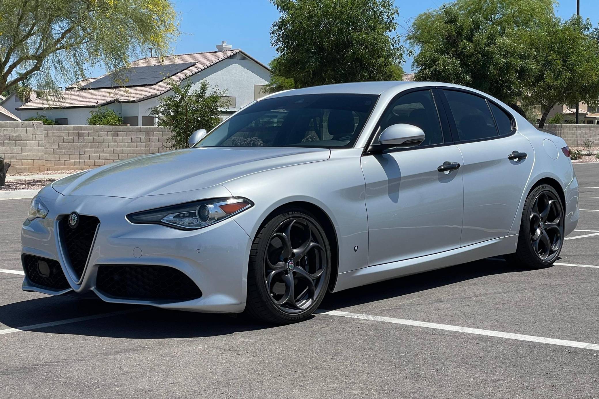 2017 Alfa Romeo Giulia Ti for Sale - Cars \u0026 Bids, image size:2080x1386