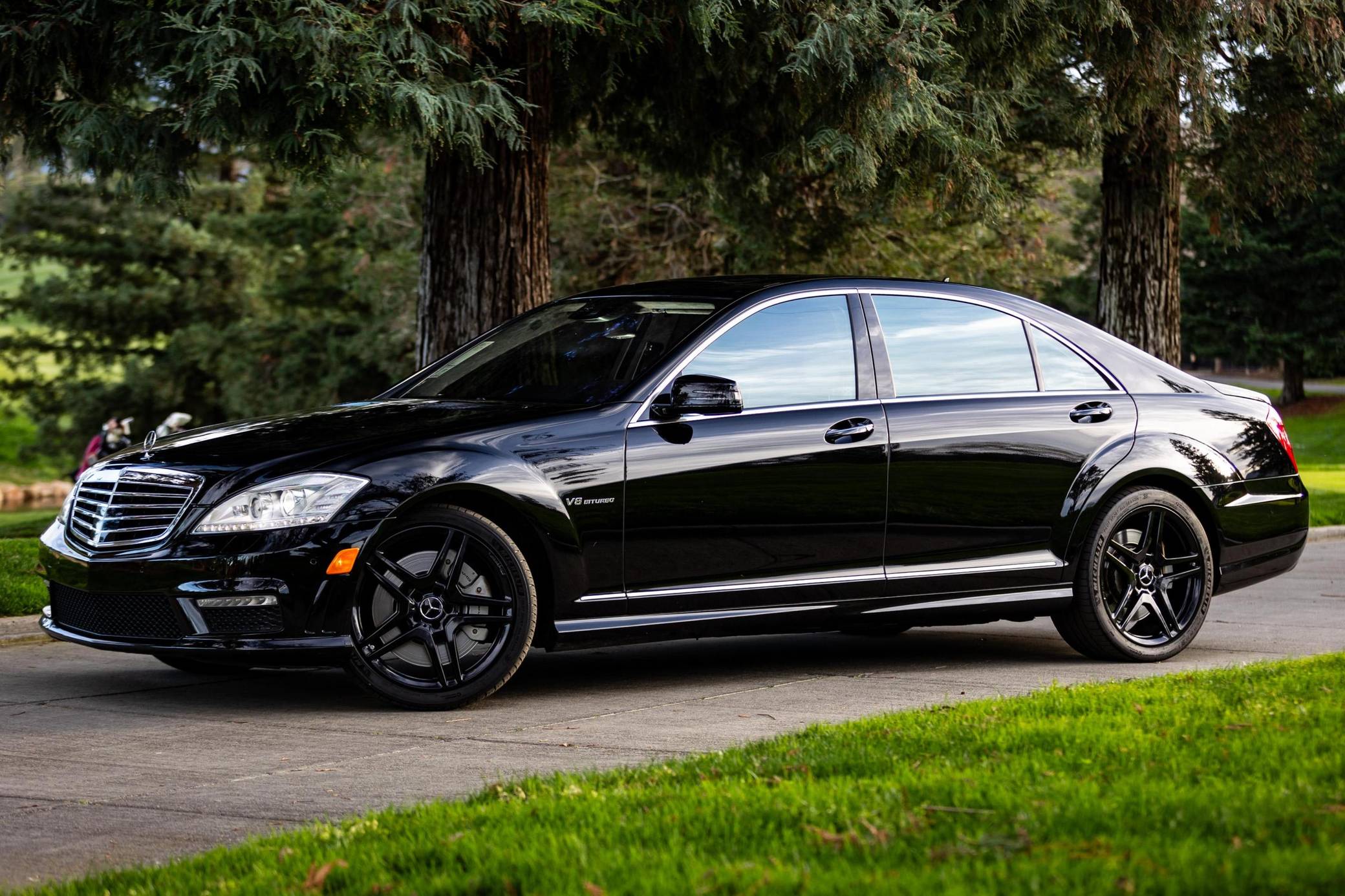 2011 Mercedes-Benz S63 AMG