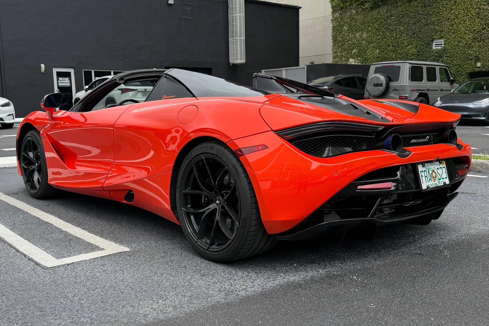 2022 McLaren 720S Spider Performance photo 4