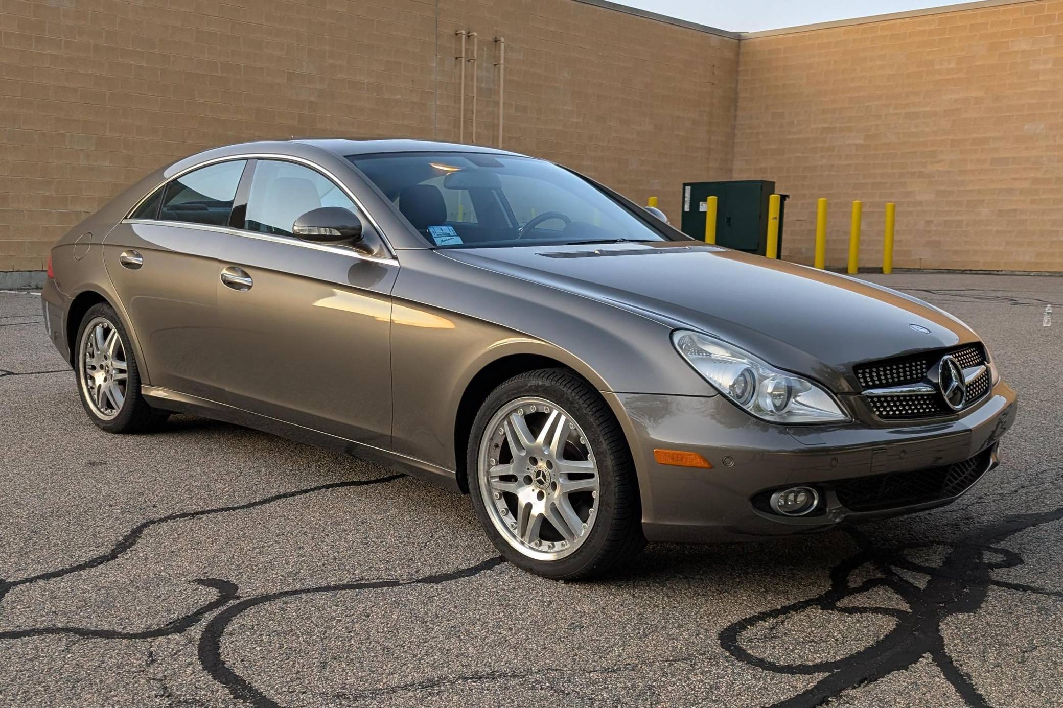 2007 Mercedes-Benz CLS550 — market value and price history